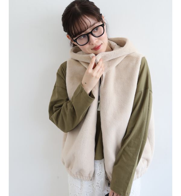  「ファーフードベスト」|その他|