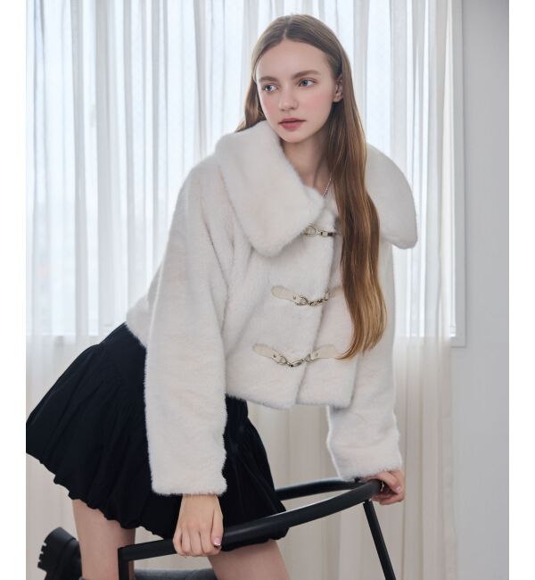  「ビット付きフワフワショートコート」|その他|