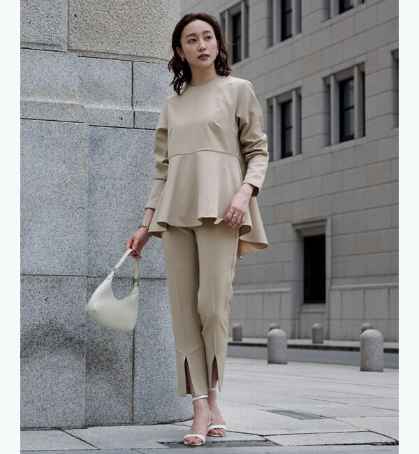 ur's「クルーネックペプラムプルオーバー」|Tシャツ・カットソー|