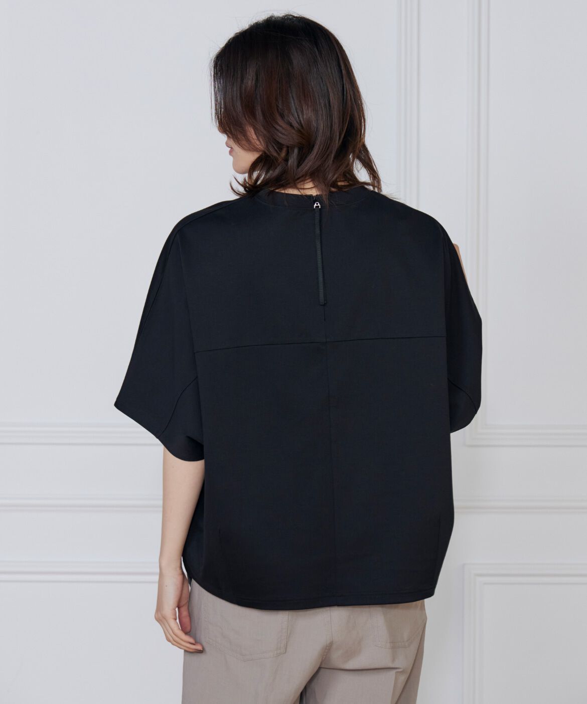 DAY by DAY it&rsquo;s international「バックジップTシャツ  」|Tシャツ・カットソー|ブラック