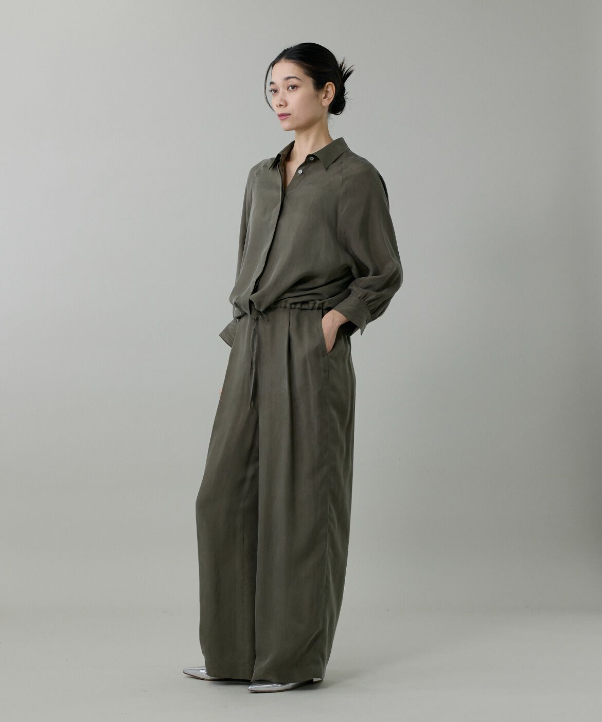 INED「キュプラフィブリルストレートパンツ」|その他|