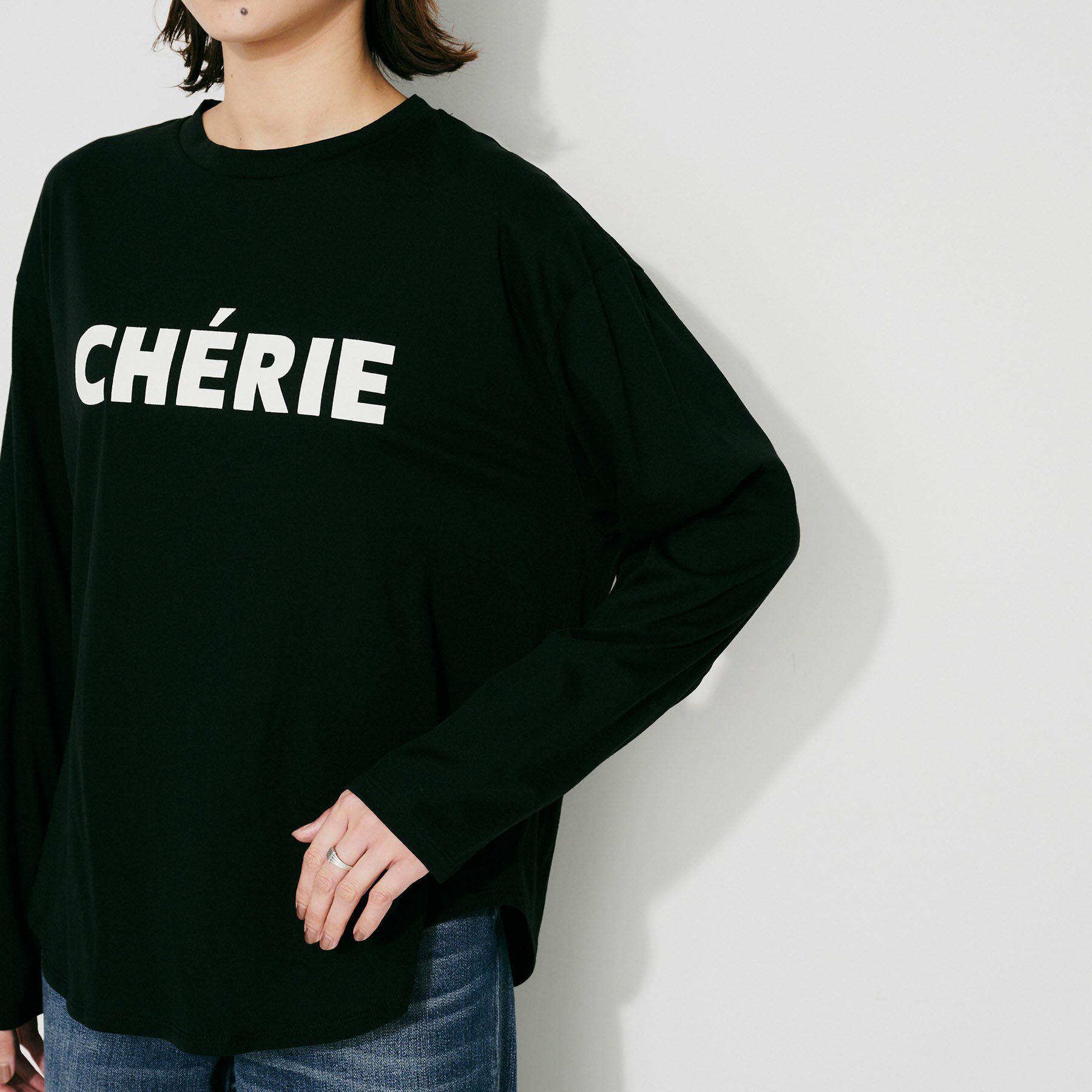 UNTITLED「【CHIGNON】CHERIE シンプルロゴTシャツ」|Tシャツ・カットソー|