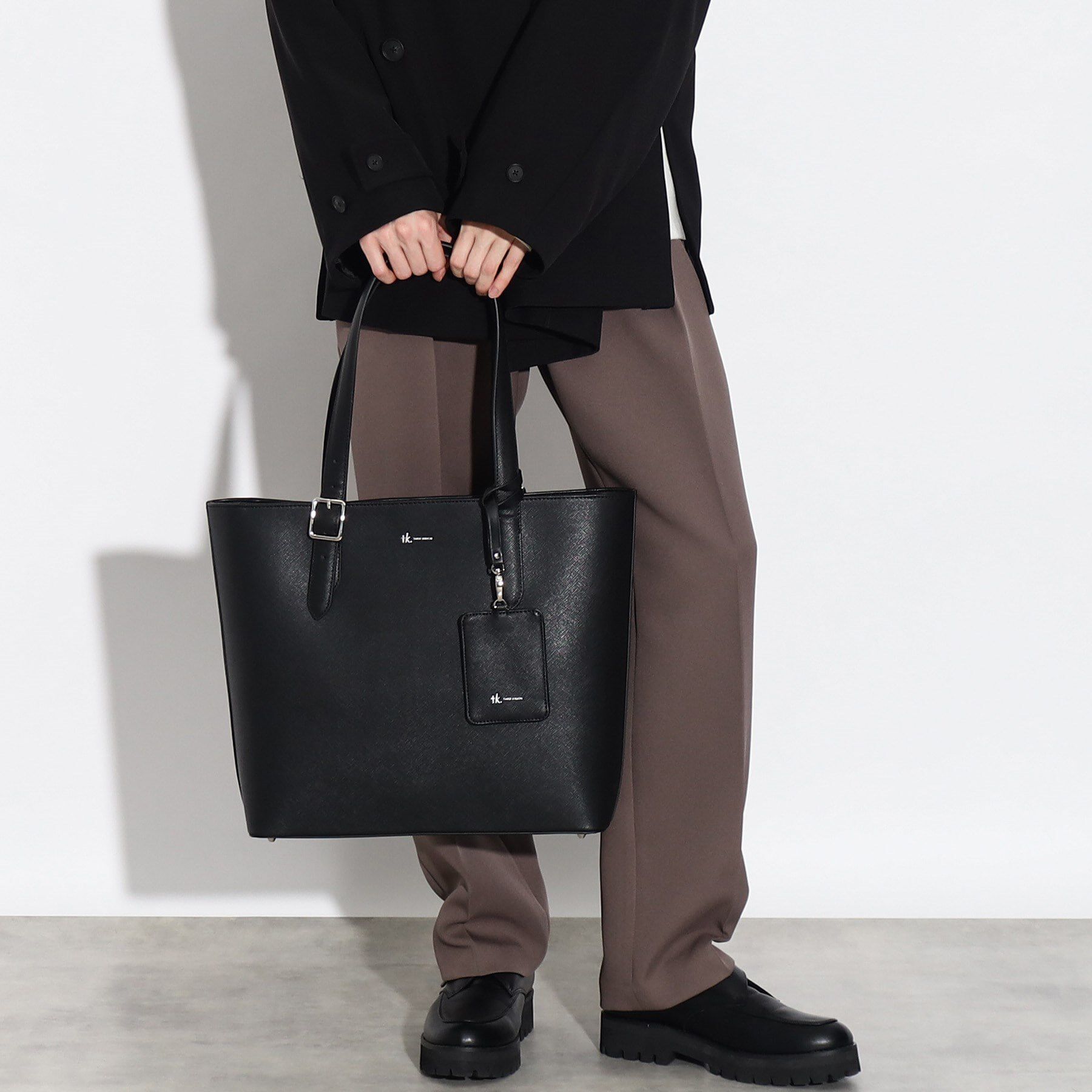 tk.TAKEO KIKUCHI「サフィアーノトートバッグ（パスケース付き）」|トートバッグ|