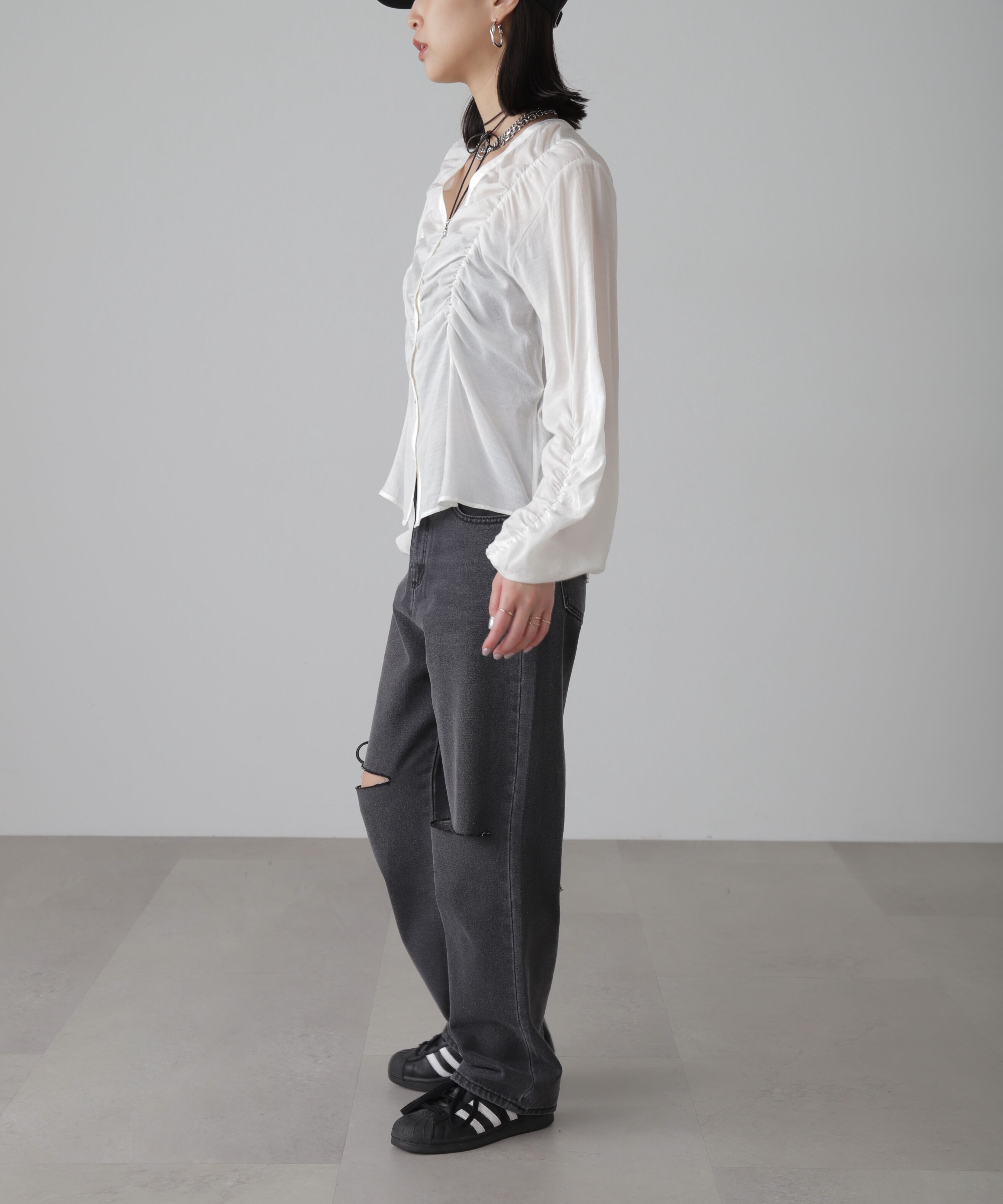  「Ｖネックシャーリングブラウス」|シャツ・ブラウス|