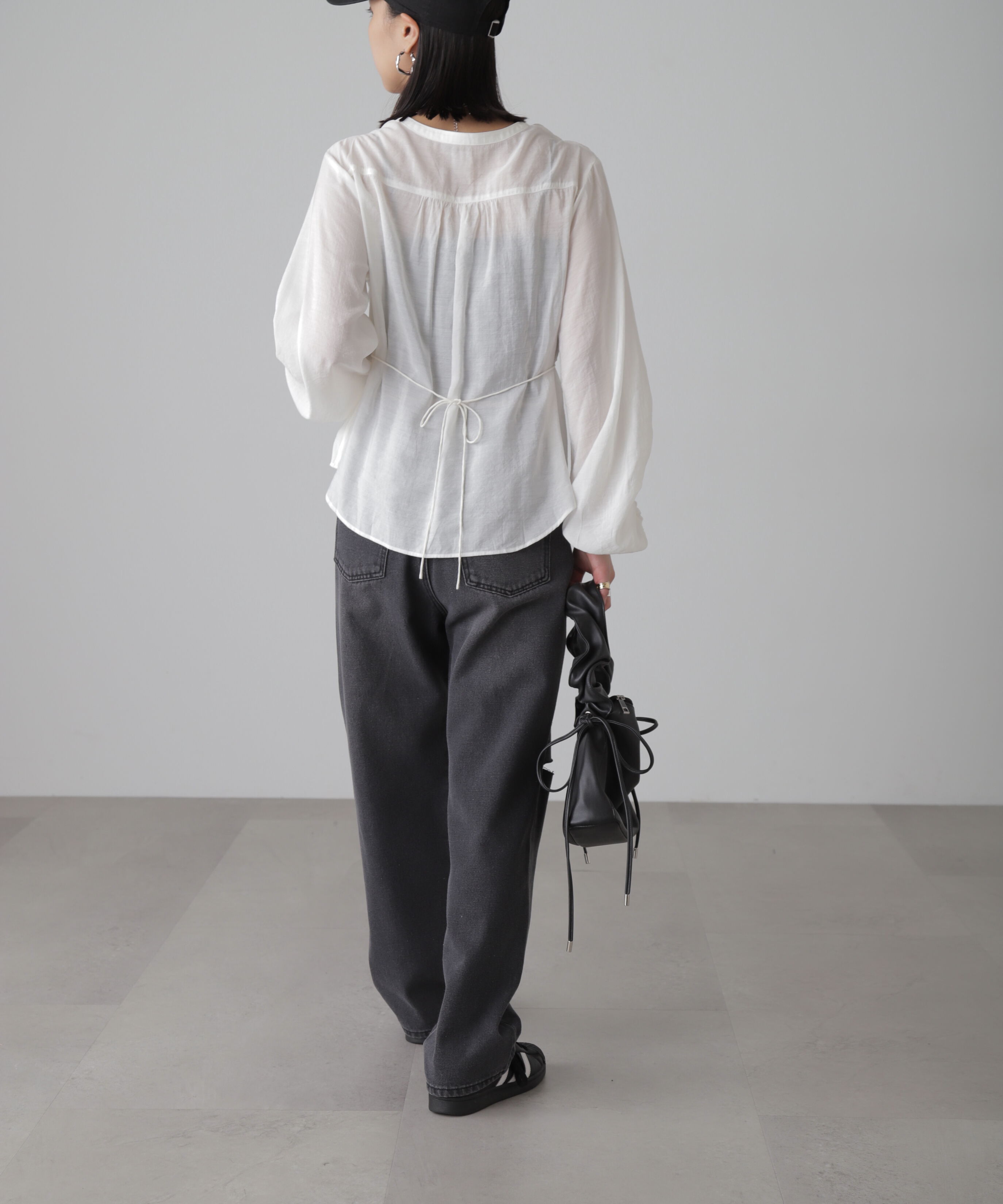  「Ｖネックシャーリングブラウス」|シャツ・ブラウス|