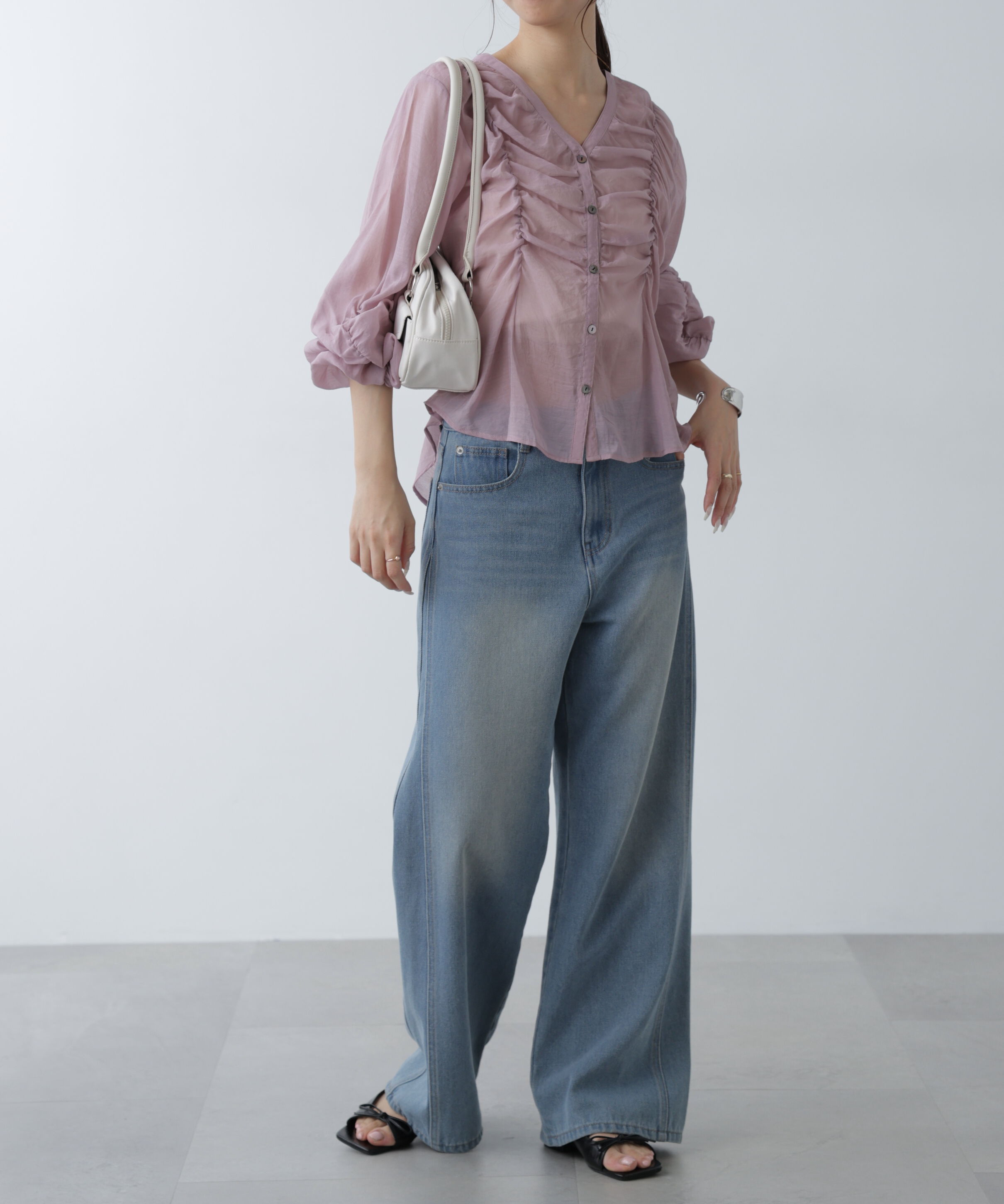  「Ｖネックシャーリングブラウス」|シャツ・ブラウス|