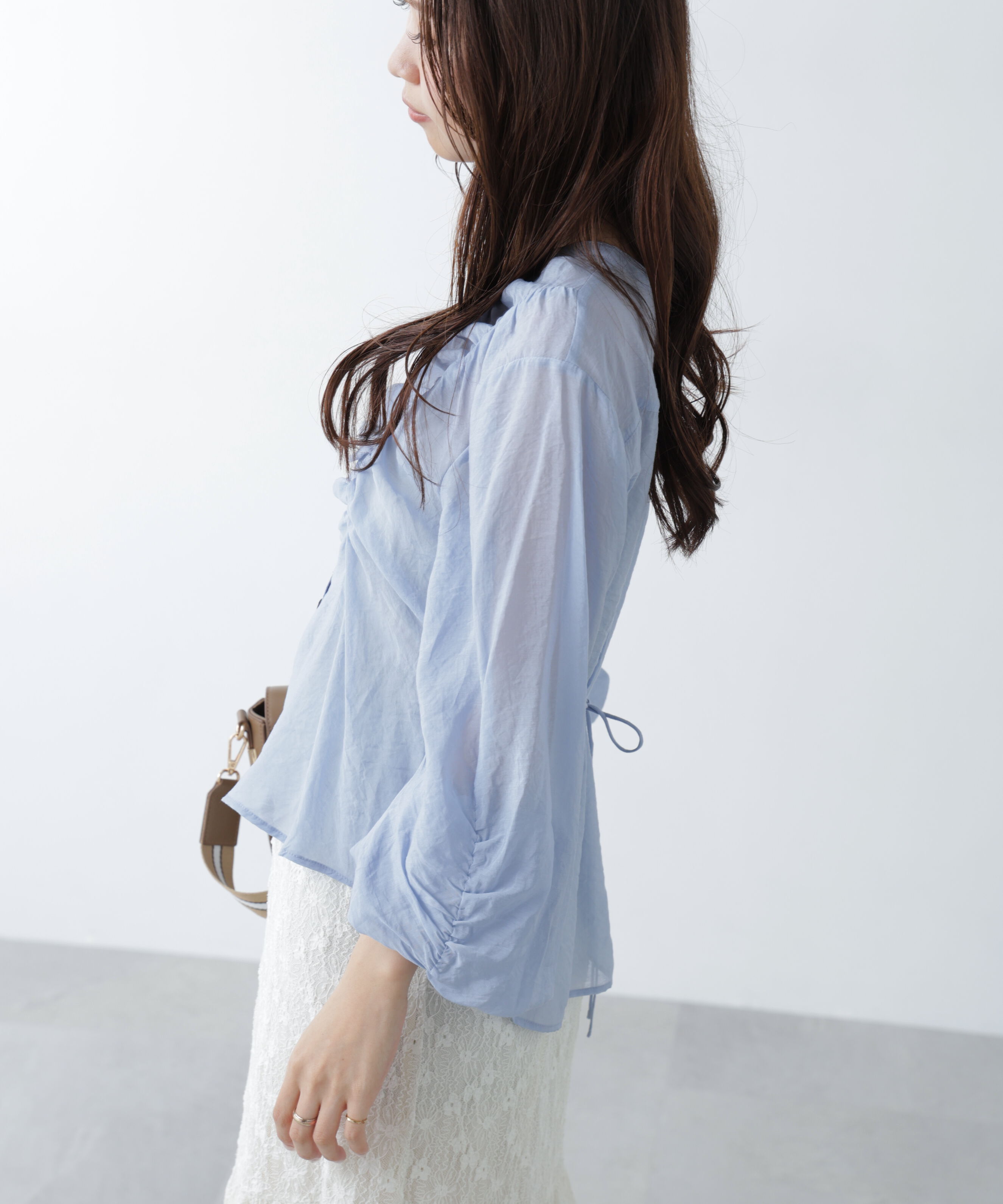  「Ｖネックシャーリングブラウス」|シャツ・ブラウス|