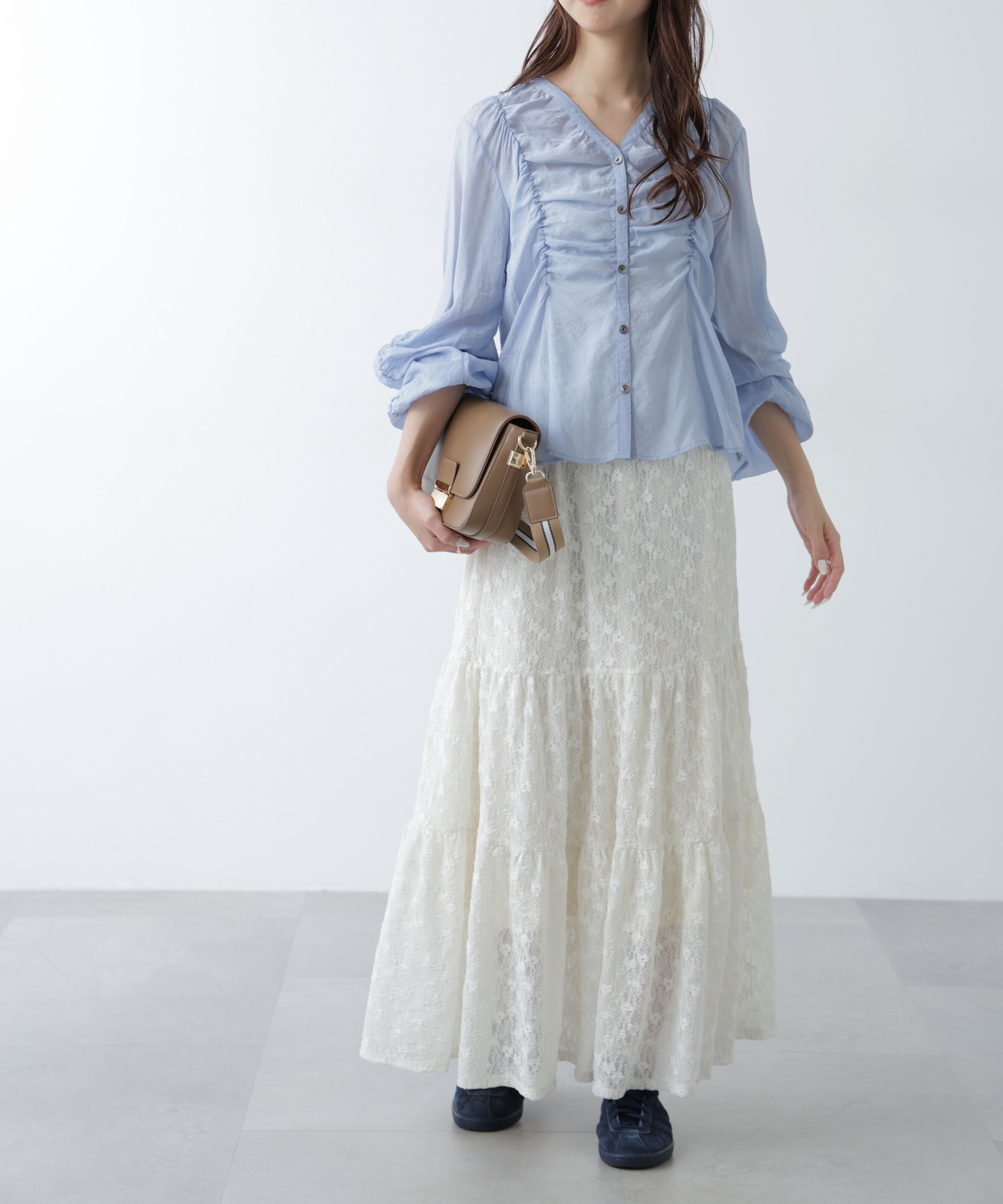  「Ｖネックシャーリングブラウス」|シャツ・ブラウス|