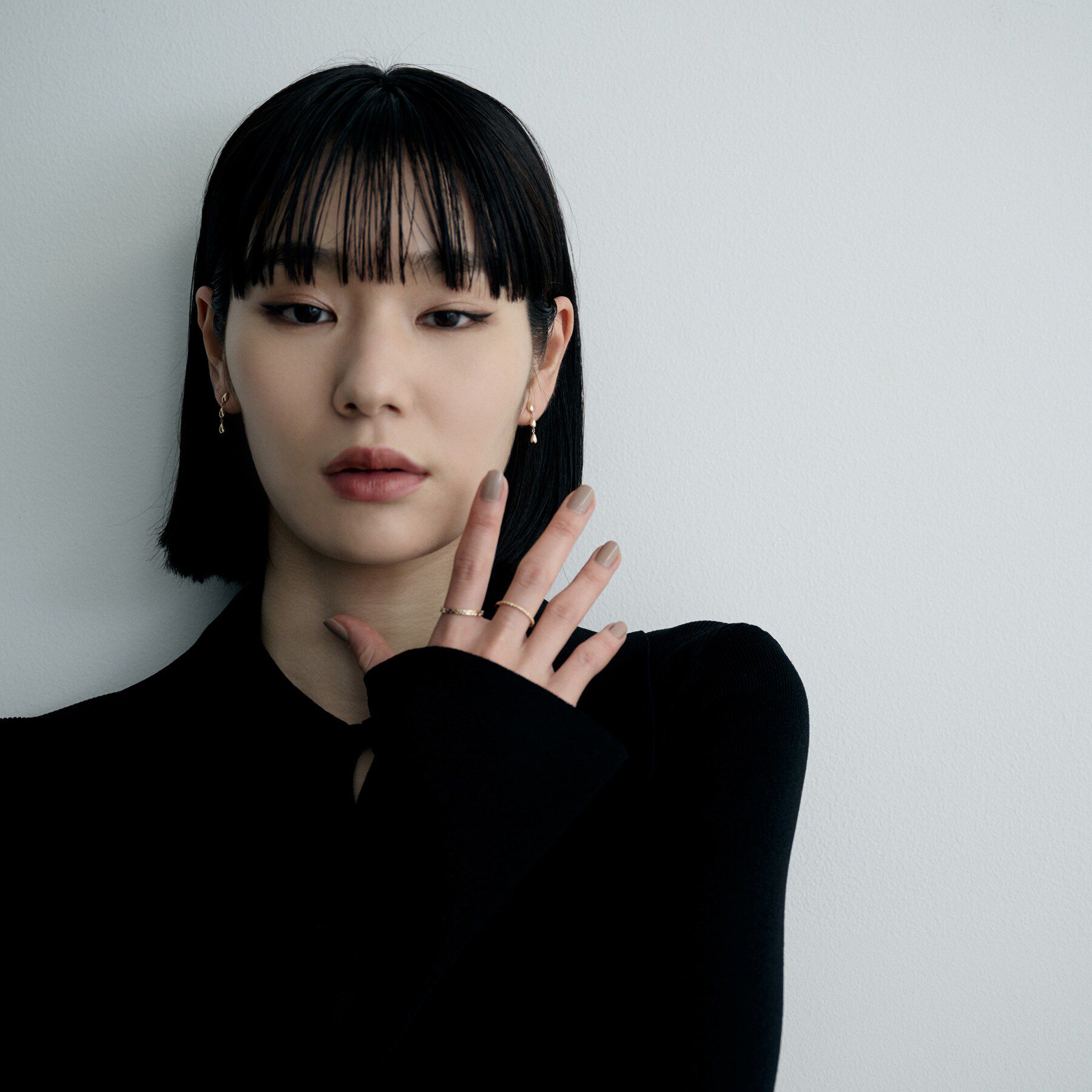 COCOSHNIK ONKITSCH「K10ホロウトリプルペアシェイプピアス」|ピアス|