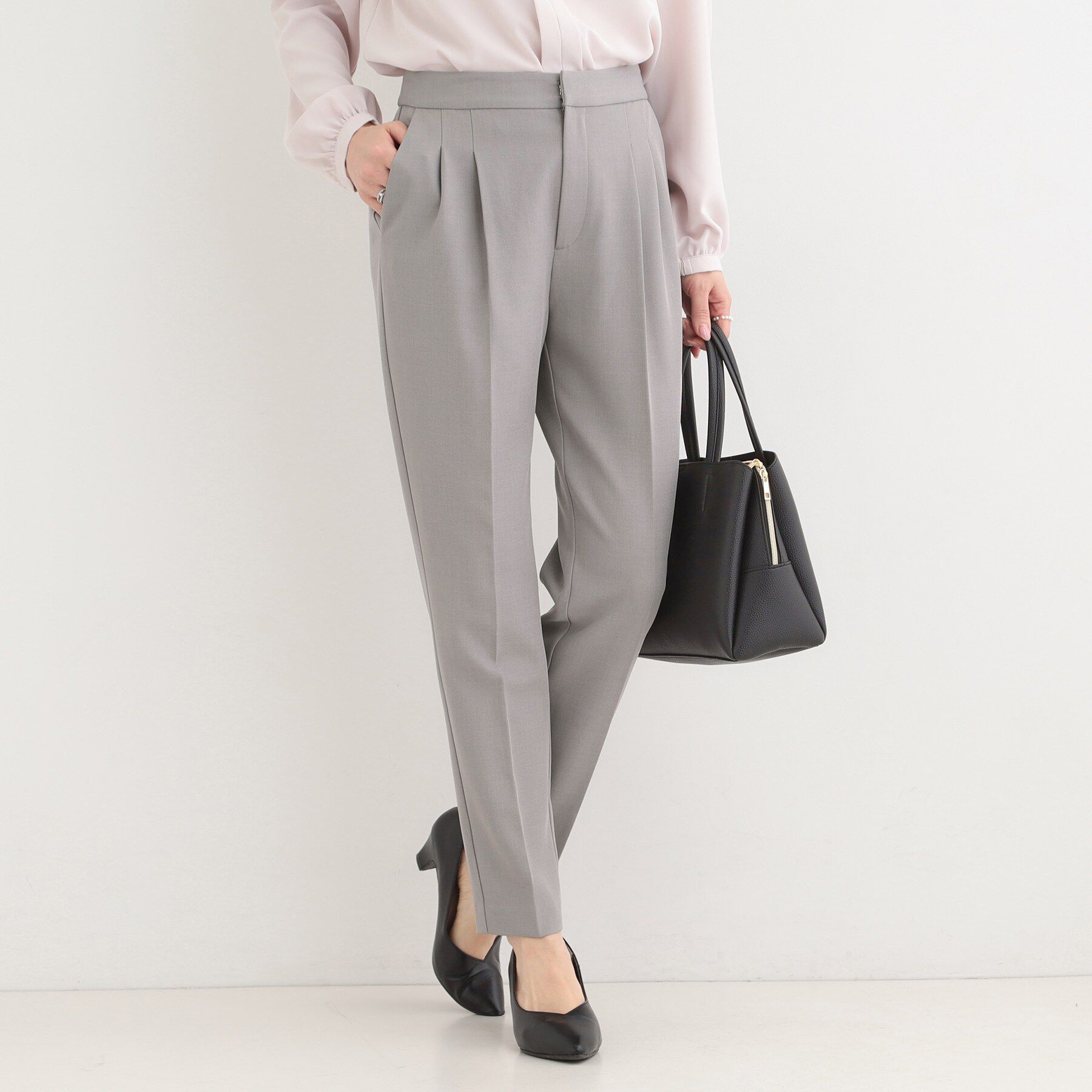 SHOO･LA･RUE「【多機能】2タックテーパードパンツ」|その他|グレー(012)