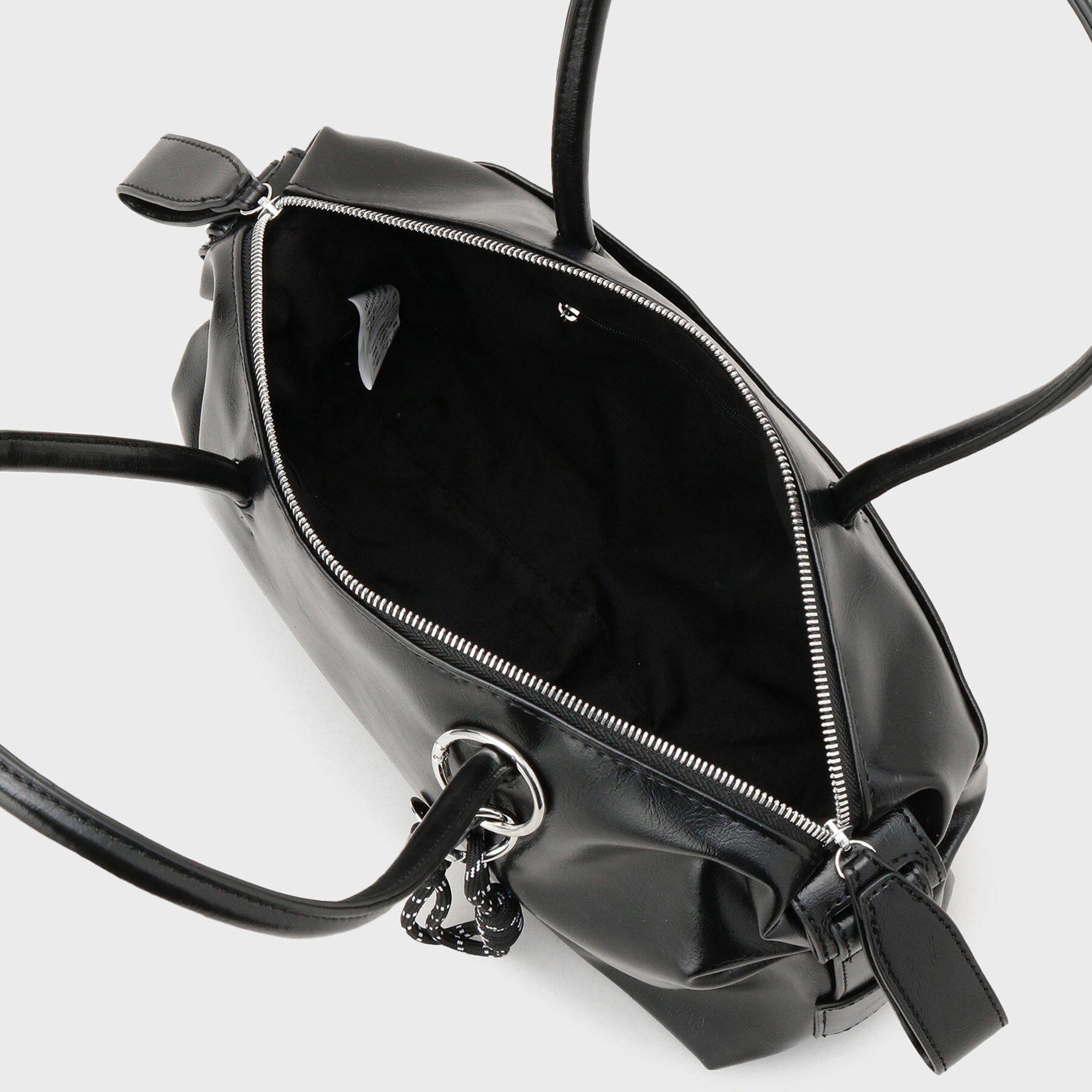 Ober Tashe「チャーム付きボストンバッグ」|ボストンバッグ|