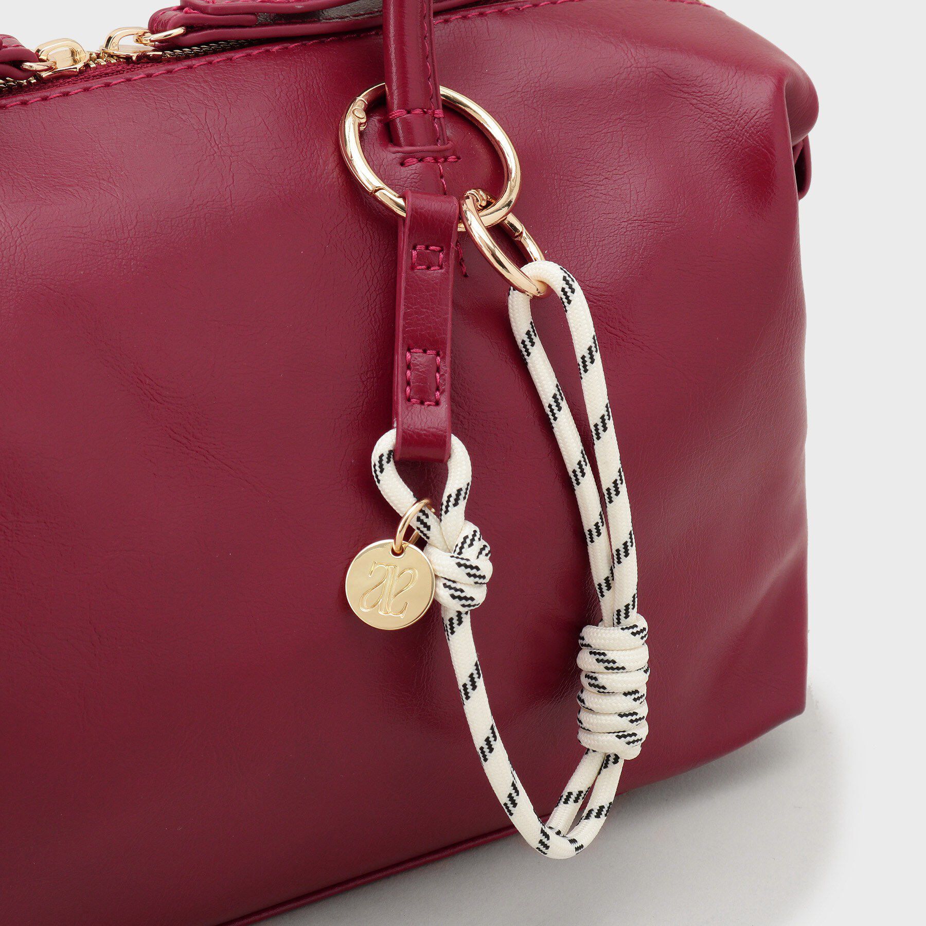 Ober Tashe「チャーム付きボストンバッグ」|ボストンバッグ|