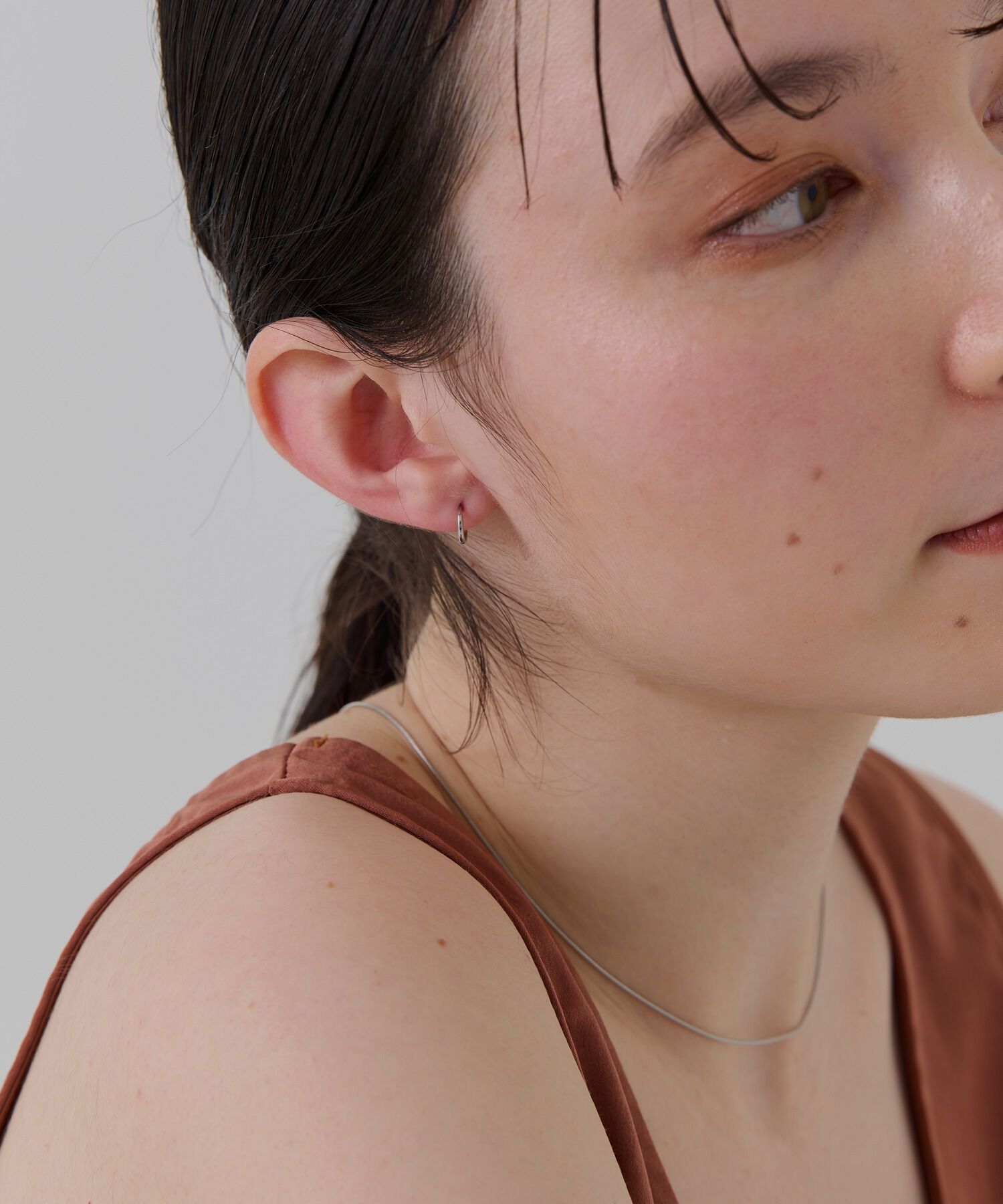 Phoebe「【金属アレルギー対応】ミニフープピアス(片耳)/サージカルステンレス シルバー」|ピアス|