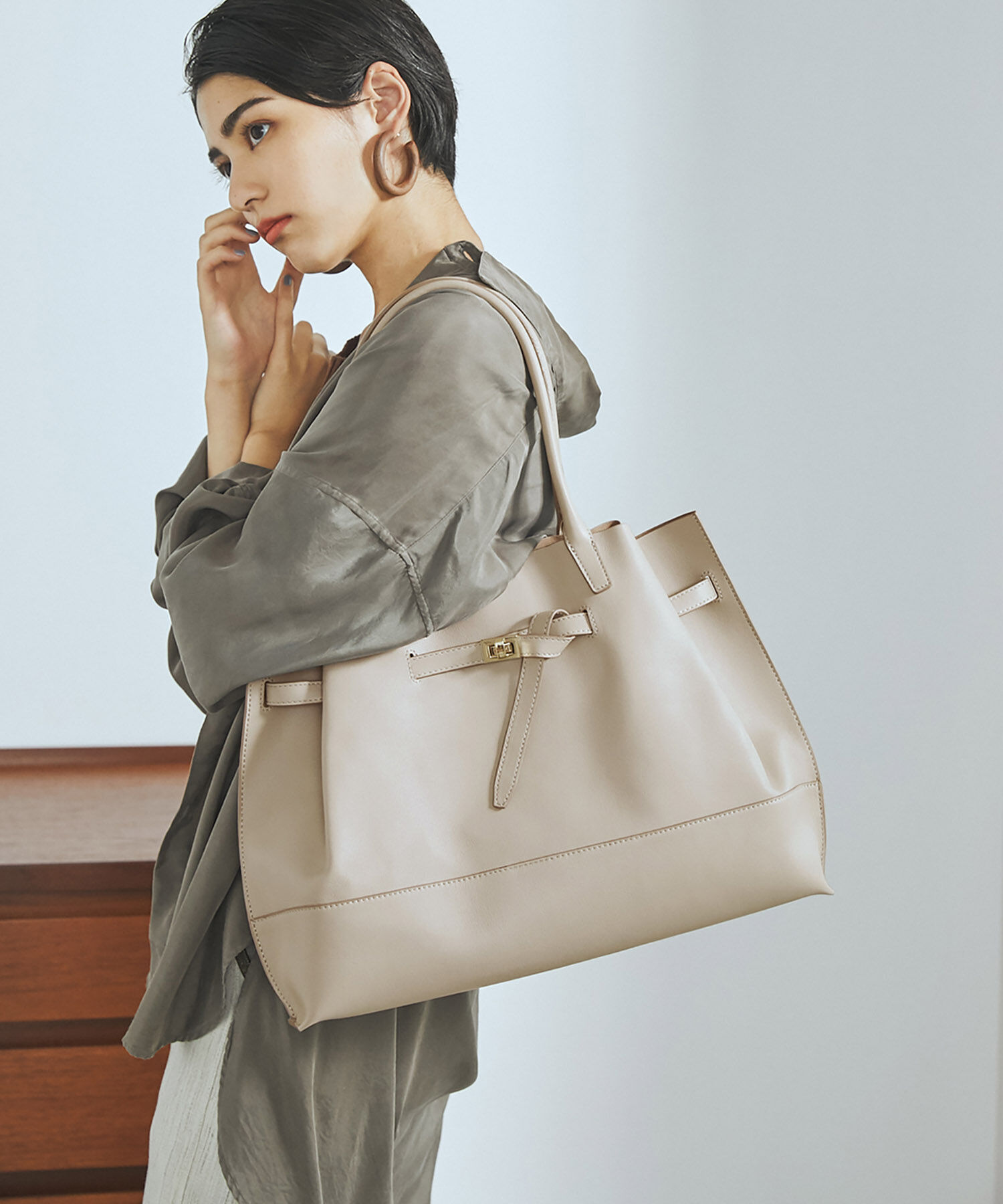 TOPKAPI TREASURE「シュリンクレザー ベルトデザインA4トートバッグ」|トートバッグ|