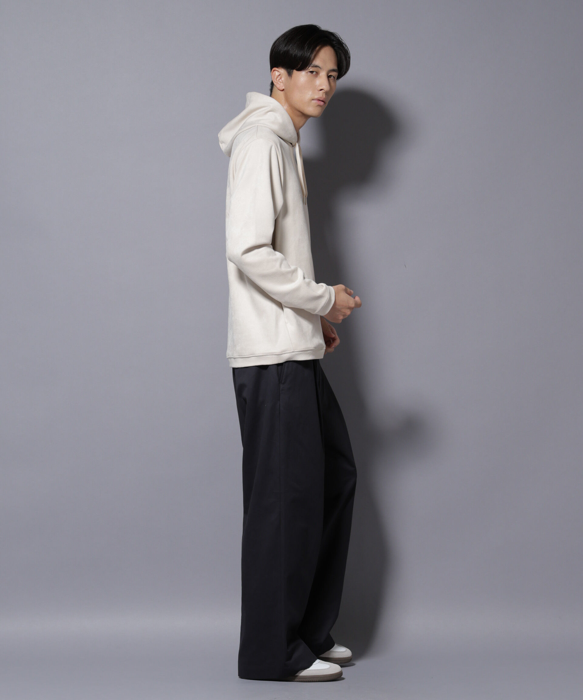 nano･universe「オイルドライクバギーパンツ」|チノ|