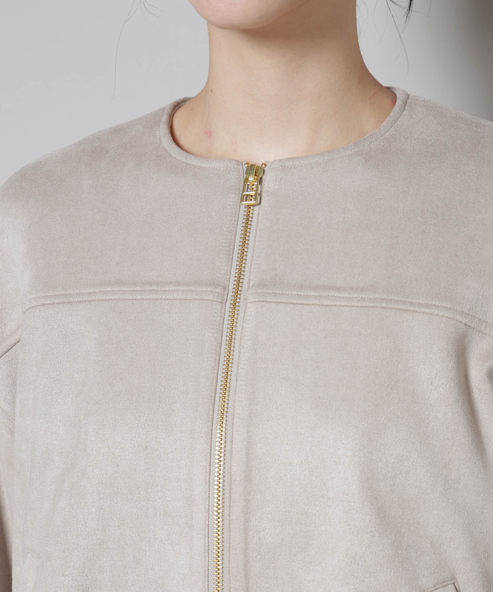 nano･universe「フェイクスエードボンディングノーカラーブルゾン」|ブルゾン・スタジャン|