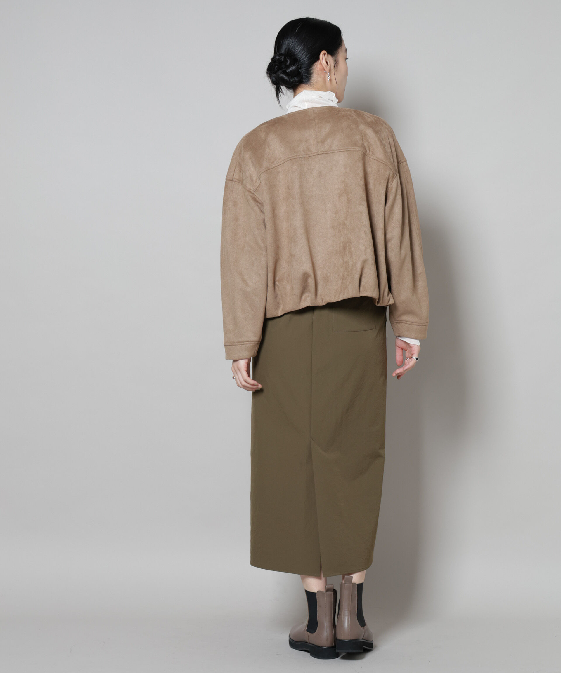 nano･universe「フェイクスエードボンディングノーカラーブルゾン」|ブルゾン・スタジャン|