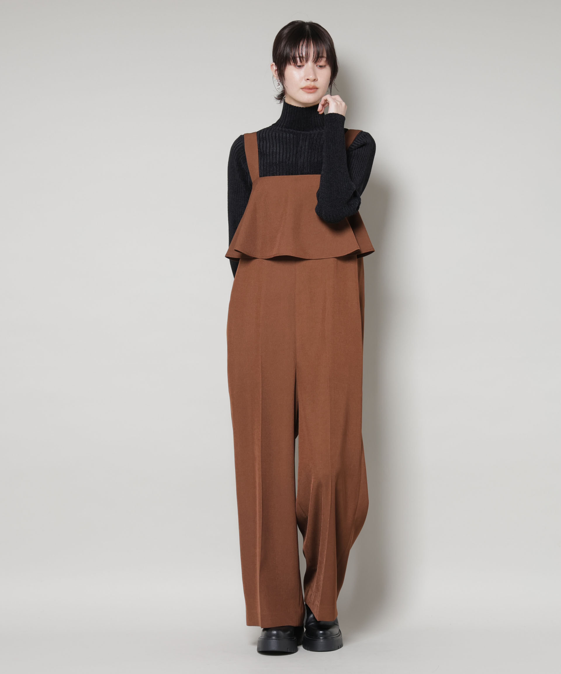 nano･universe「フロントフリルサロペットパンツ」|ワンピース|