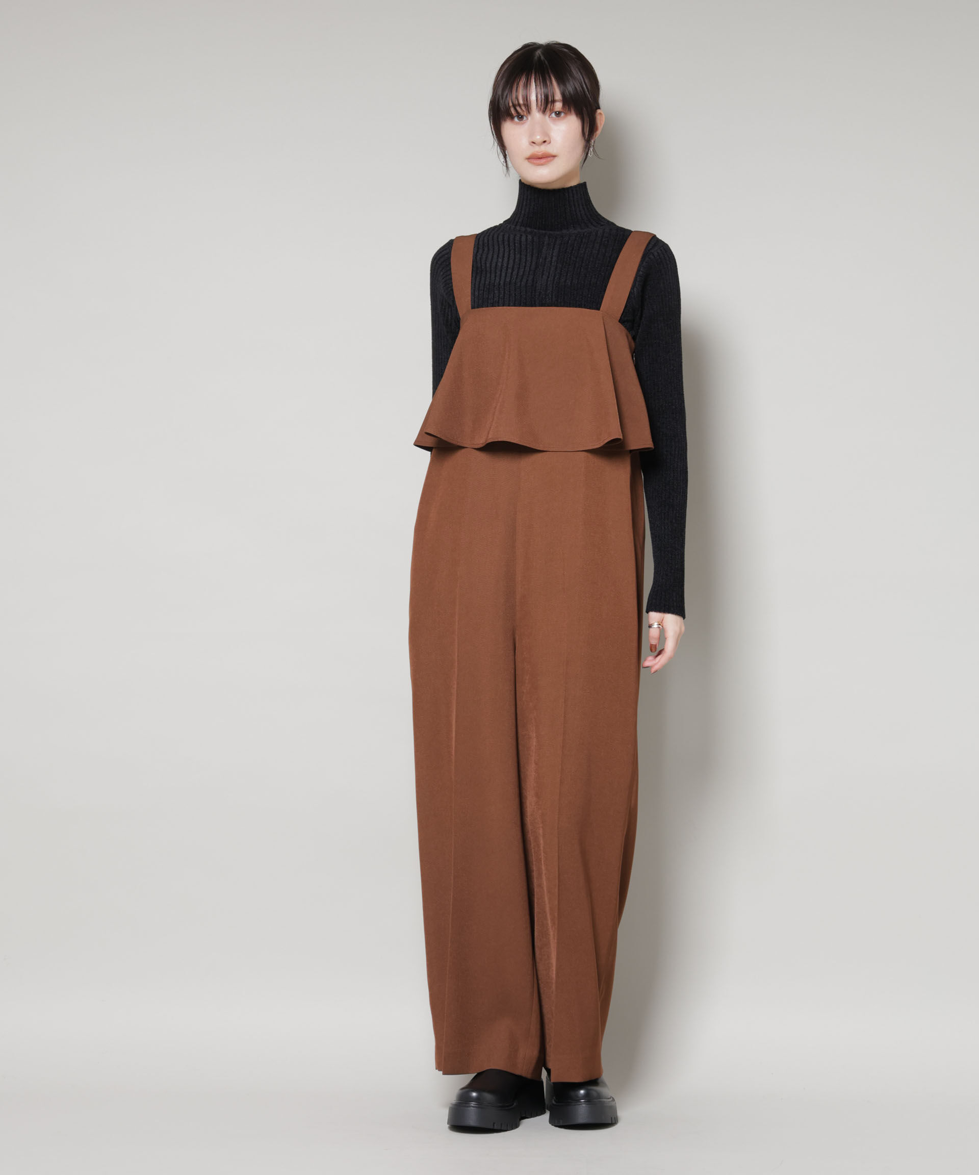 nano･universe「フロントフリルサロペットパンツ」|ワンピース|