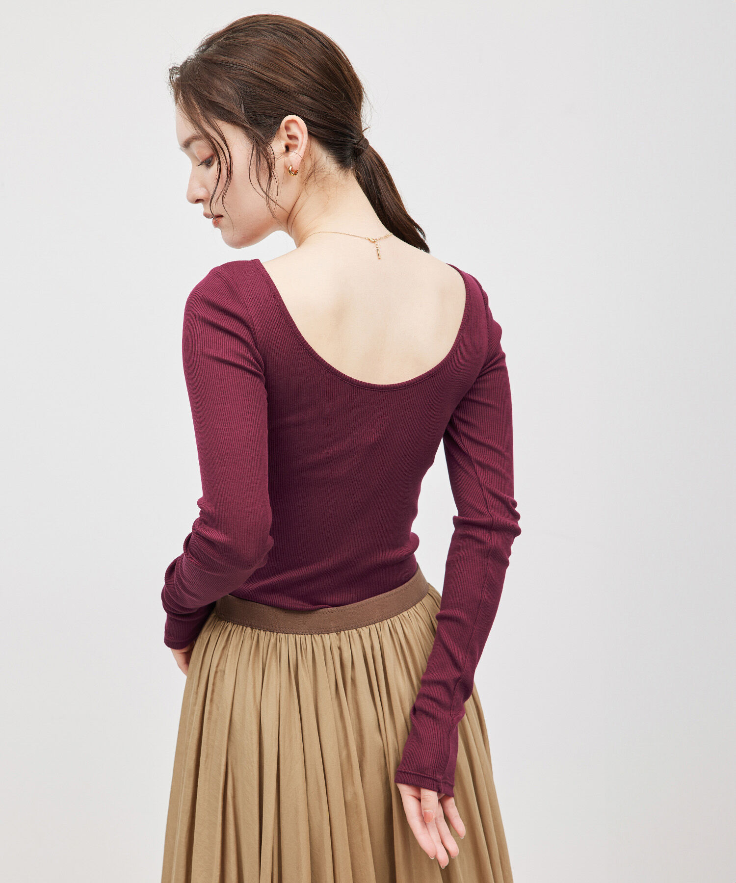 ROP&Eacute;「コットンシルク丸胴テレコカップ付き長袖カットソー」|Tシャツ・カットソー|ワイン(66)