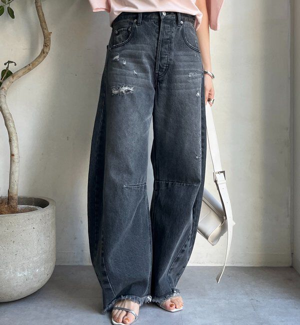  「【ベストセラーアイテム】ダメージカーブデニム」|デニム|ブラック