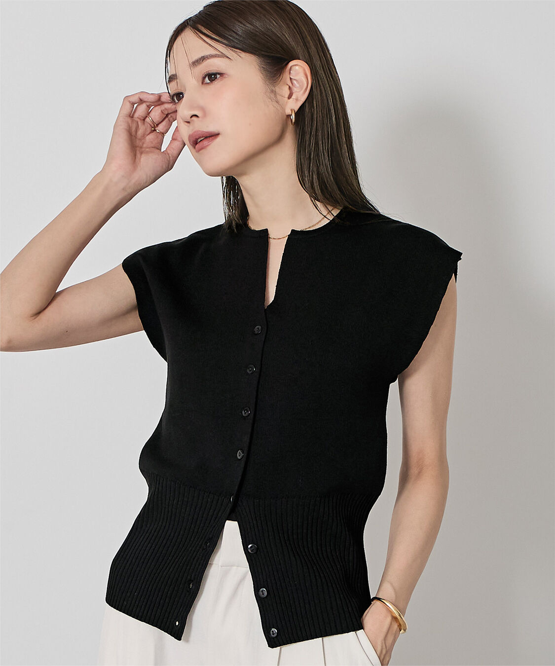 ur's「ウエストシェイプキーネックニット」|ニット・セーター|ブラック