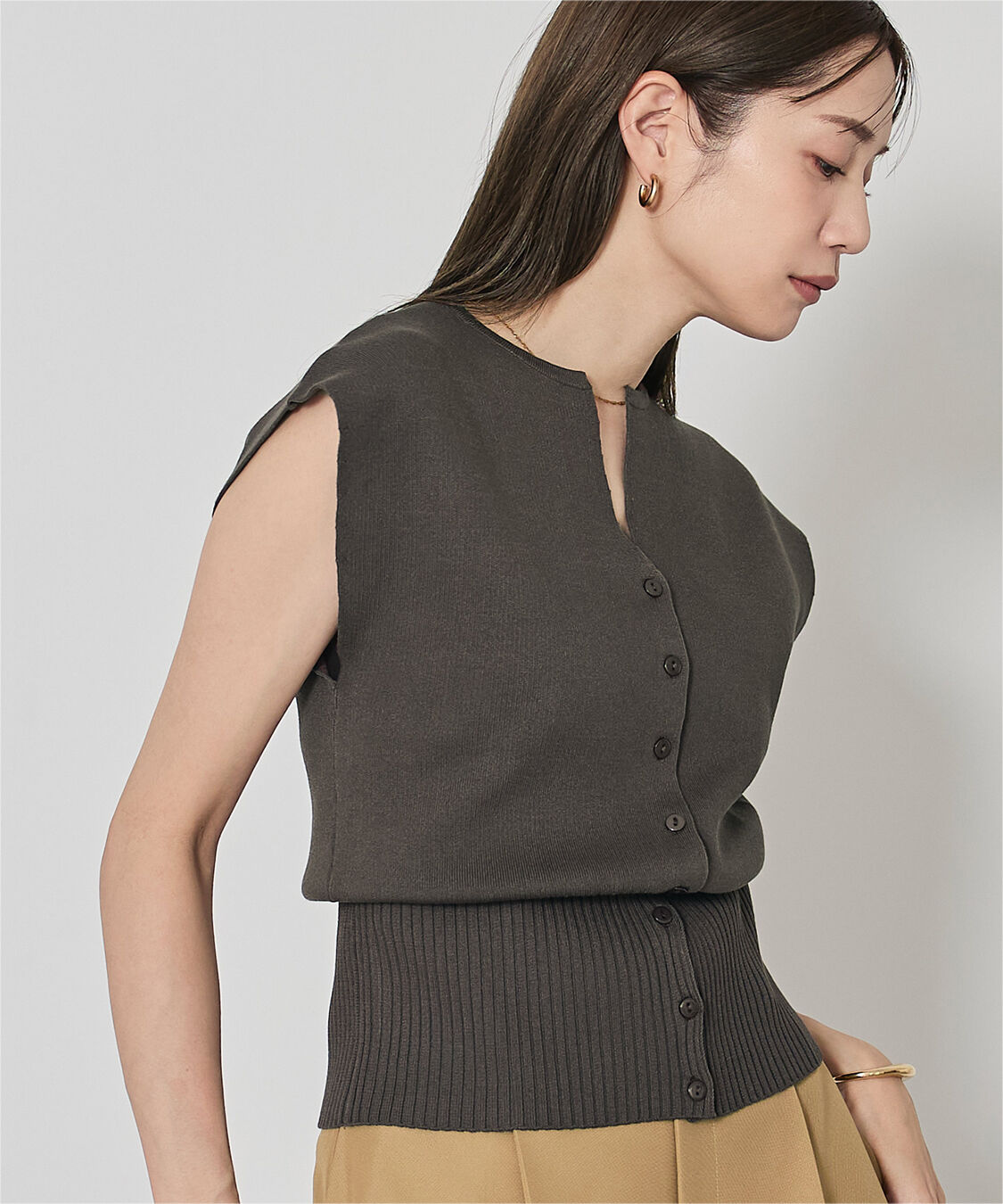 ur's「ウエストシェイプキーネックニット」|ニット・セーター|