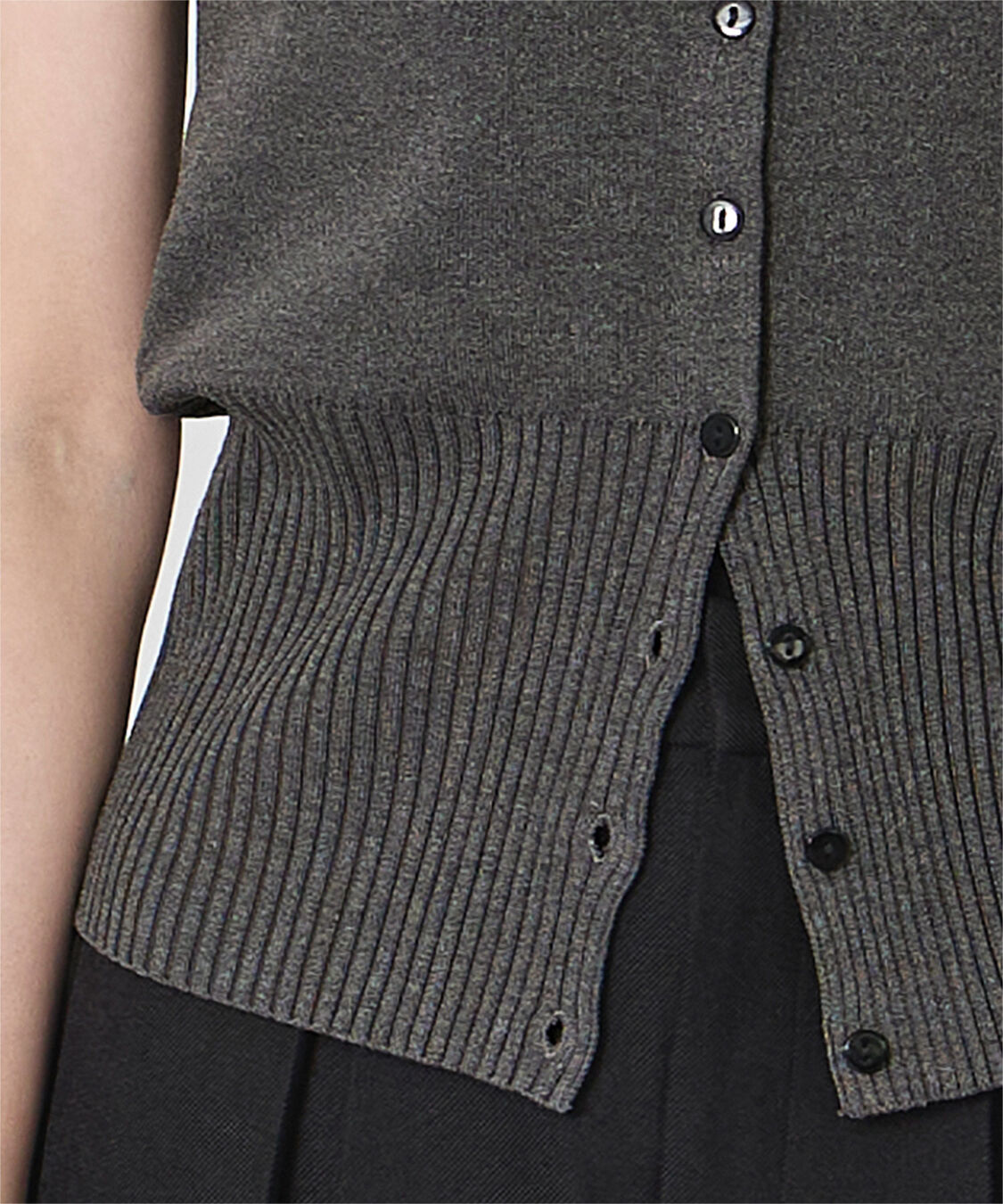 ur's「ウエストシェイプキーネックニット」|ニット・セーター|