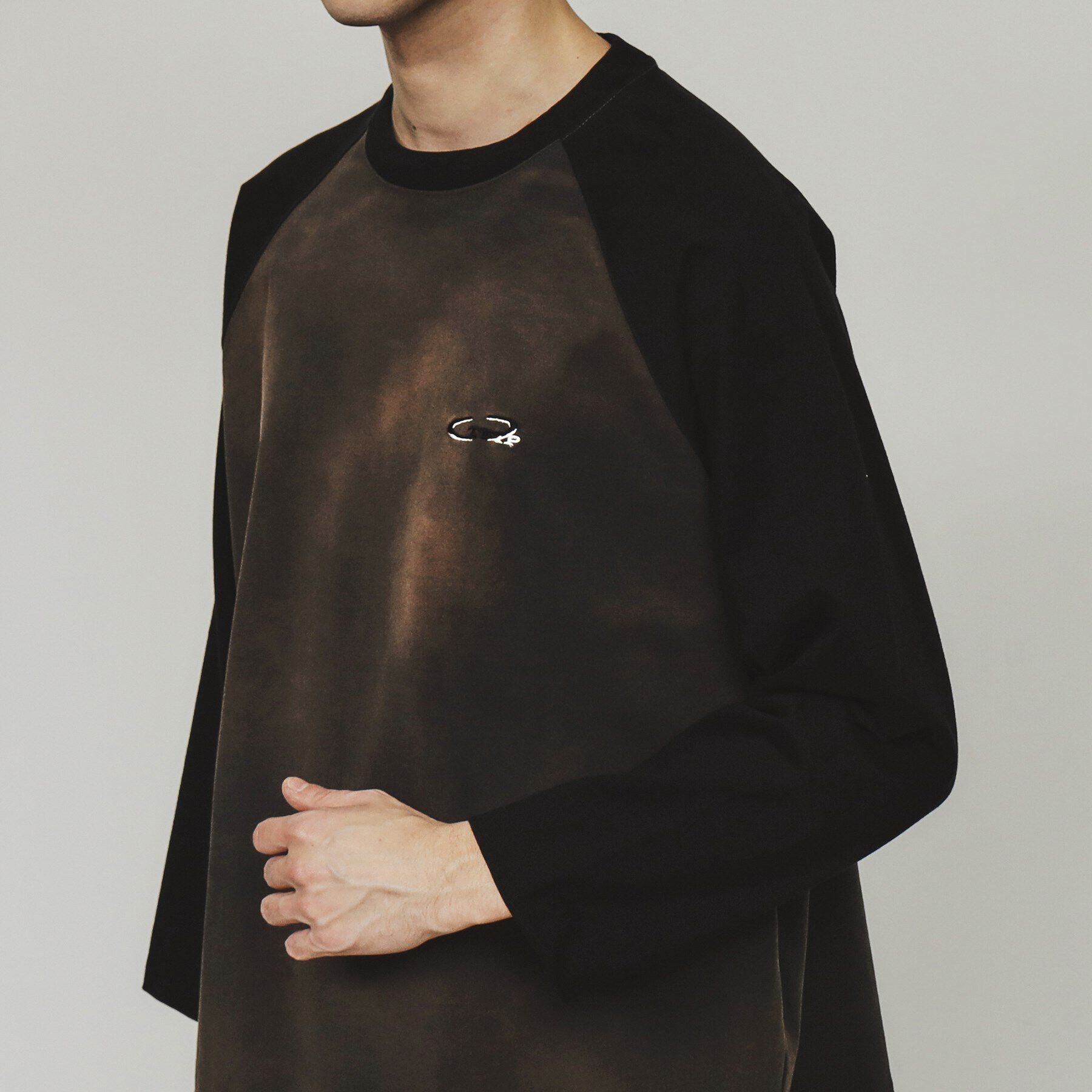 tk.TAKEO KIKUCHI「ブリーチラグランスリーブTシャツ」|Tシャツ・カットソー|