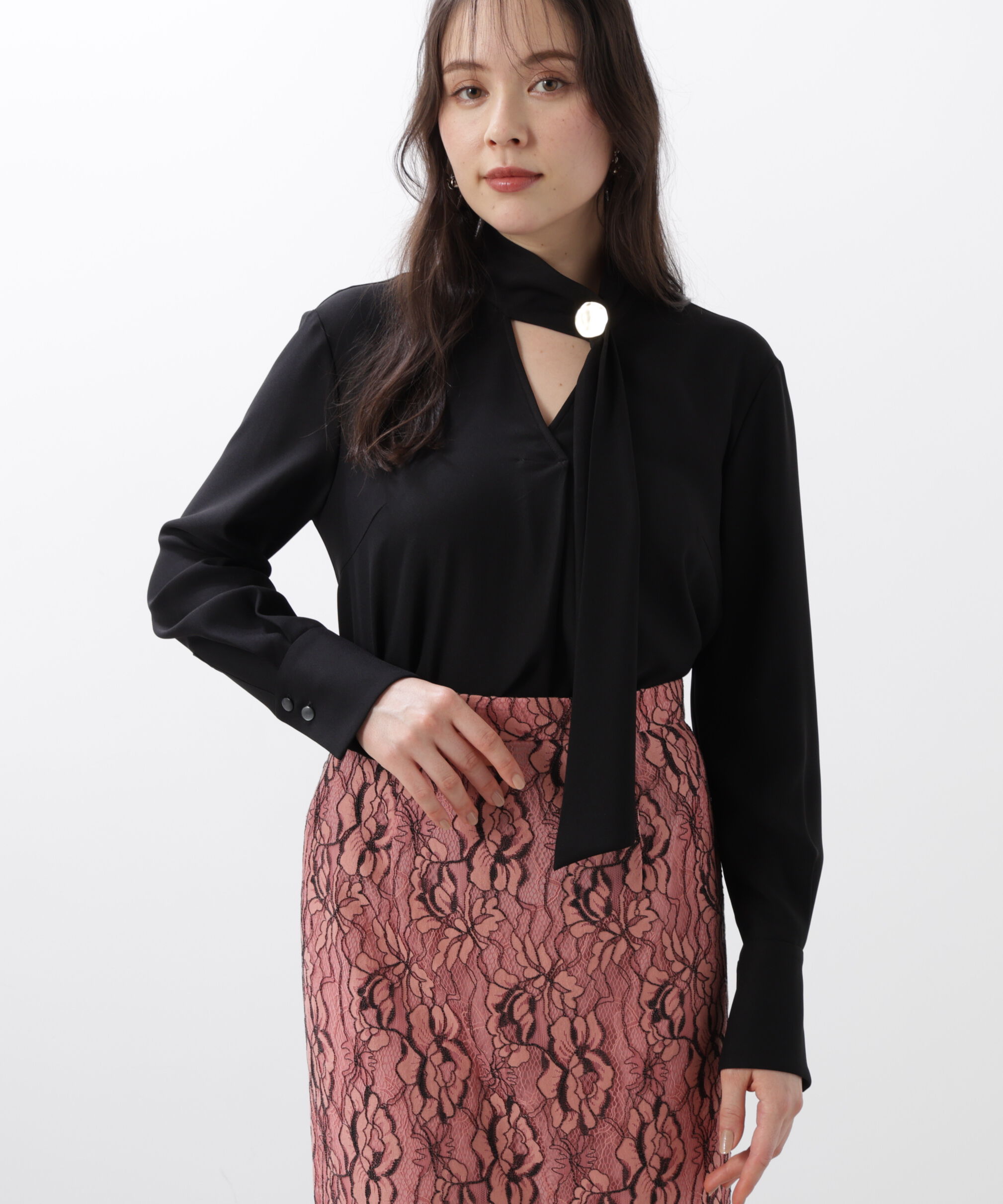  「◆メタル釦ボウタイブラウス」|シャツ・ブラウス|ブラック