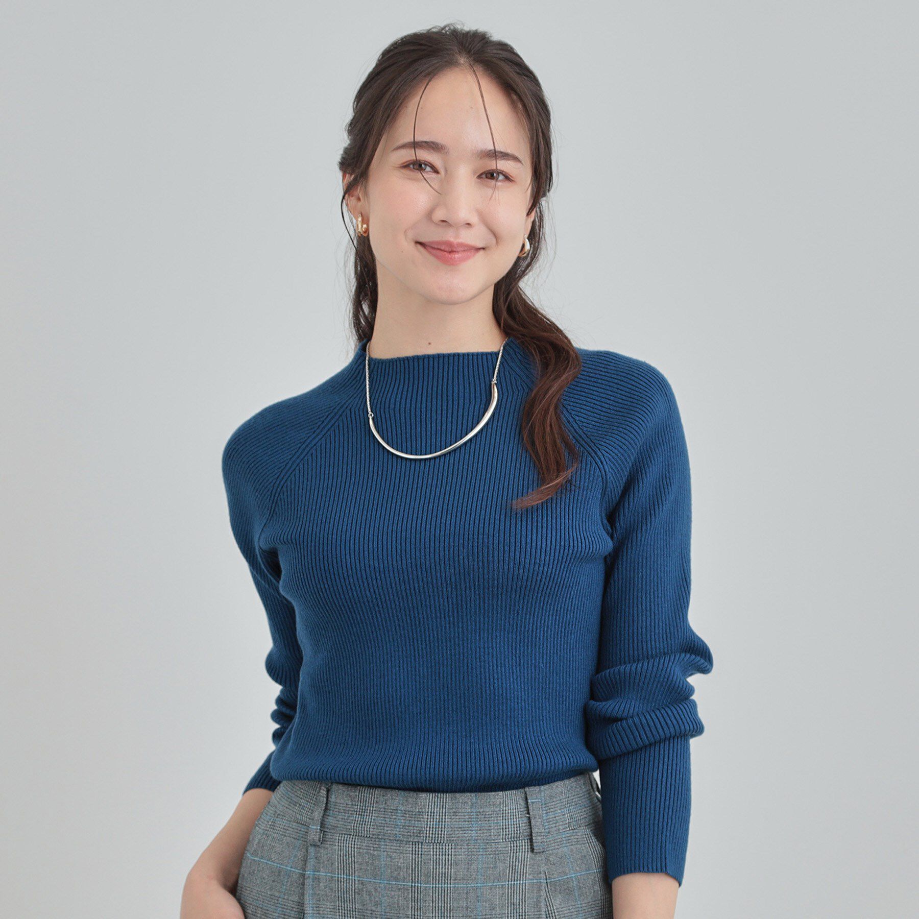 SHOO･LA･RUE「【絶妙なゆるピタ/洗濯機可】ちくちくしにくい リブハイネックやわらかニット」|ニット・セーター|