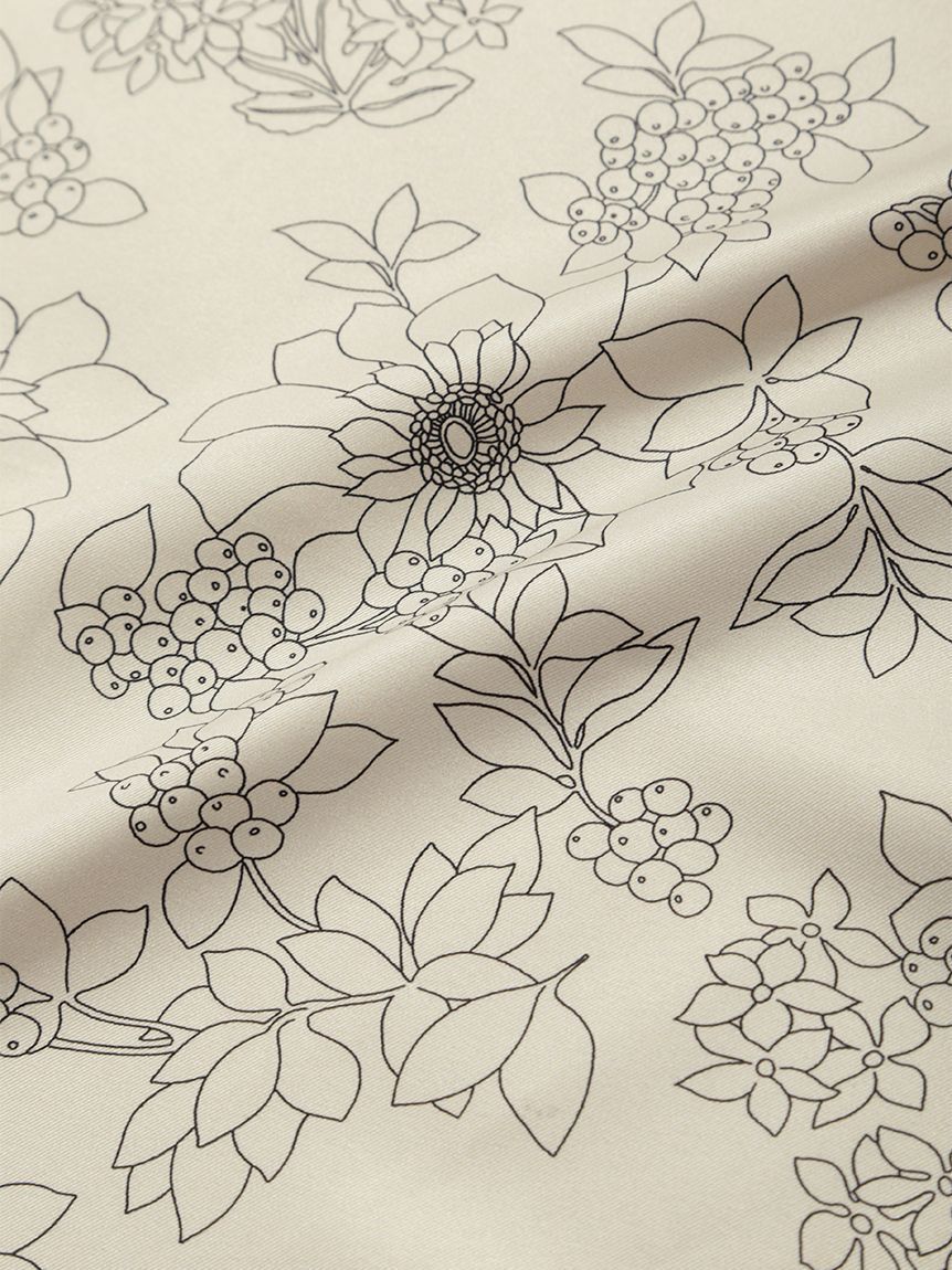 Mila Owen「フラワー柄リバーシブルスカーフ」|バンダナ・スカーフ|