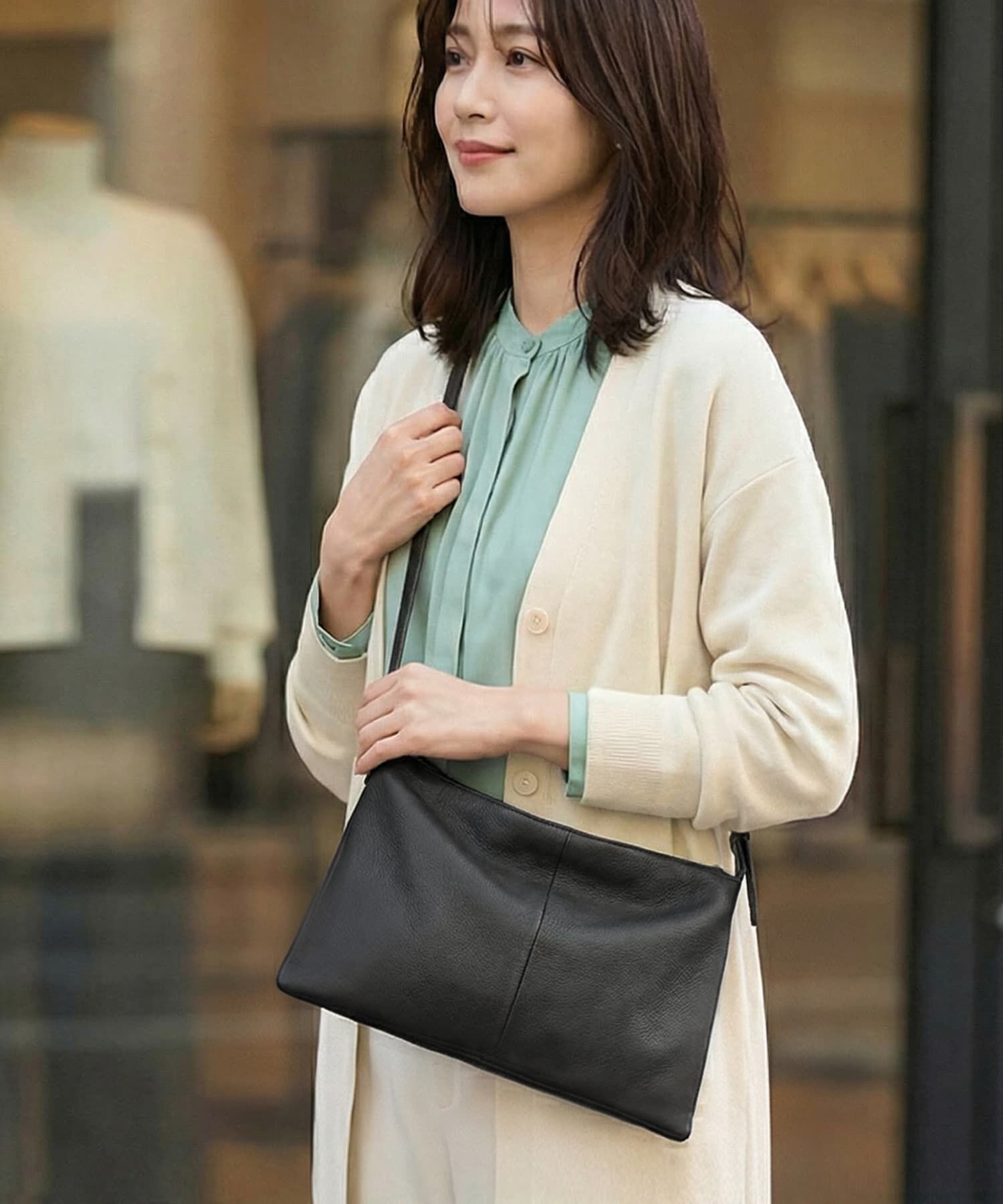 STYLE DELI「【DELI by】ソフトドレープ・リアルレザースリムショルダーバッグ」|ショルダー・メッセンジャー|