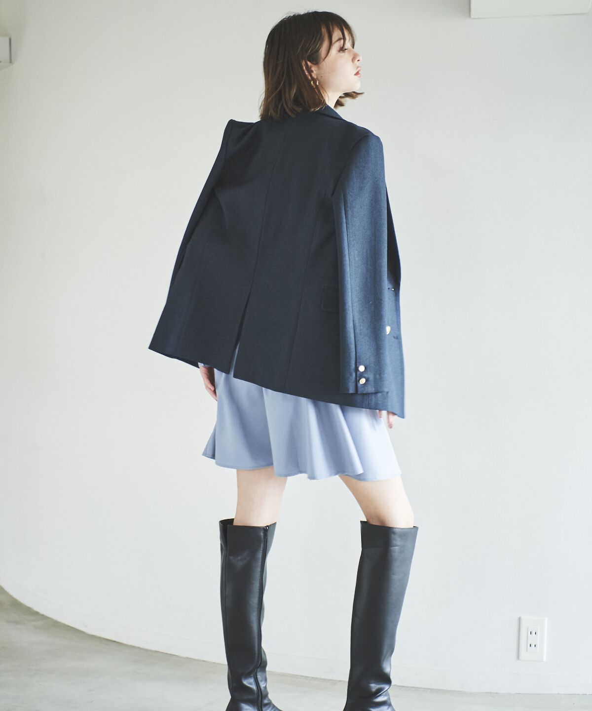 アンドクチュール「アシメフリルスリーブミニワンピース」|ワンピース|