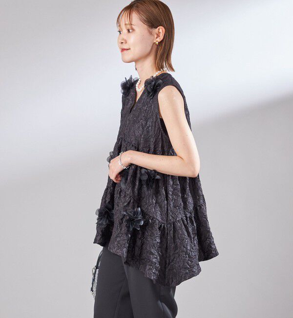 SHIPS for women「TORRAZZO DONNA:〈手洗い可能〉フラワー ティアード ブラウス」|シャツ・ブラウス|