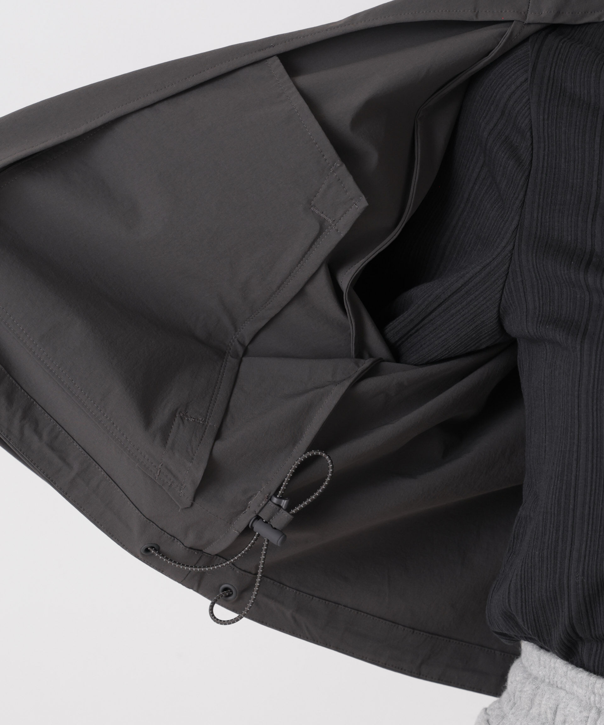 nano･universe「new balance/NB Greyクロップドジャケット」|ブルゾン・スタジャン|