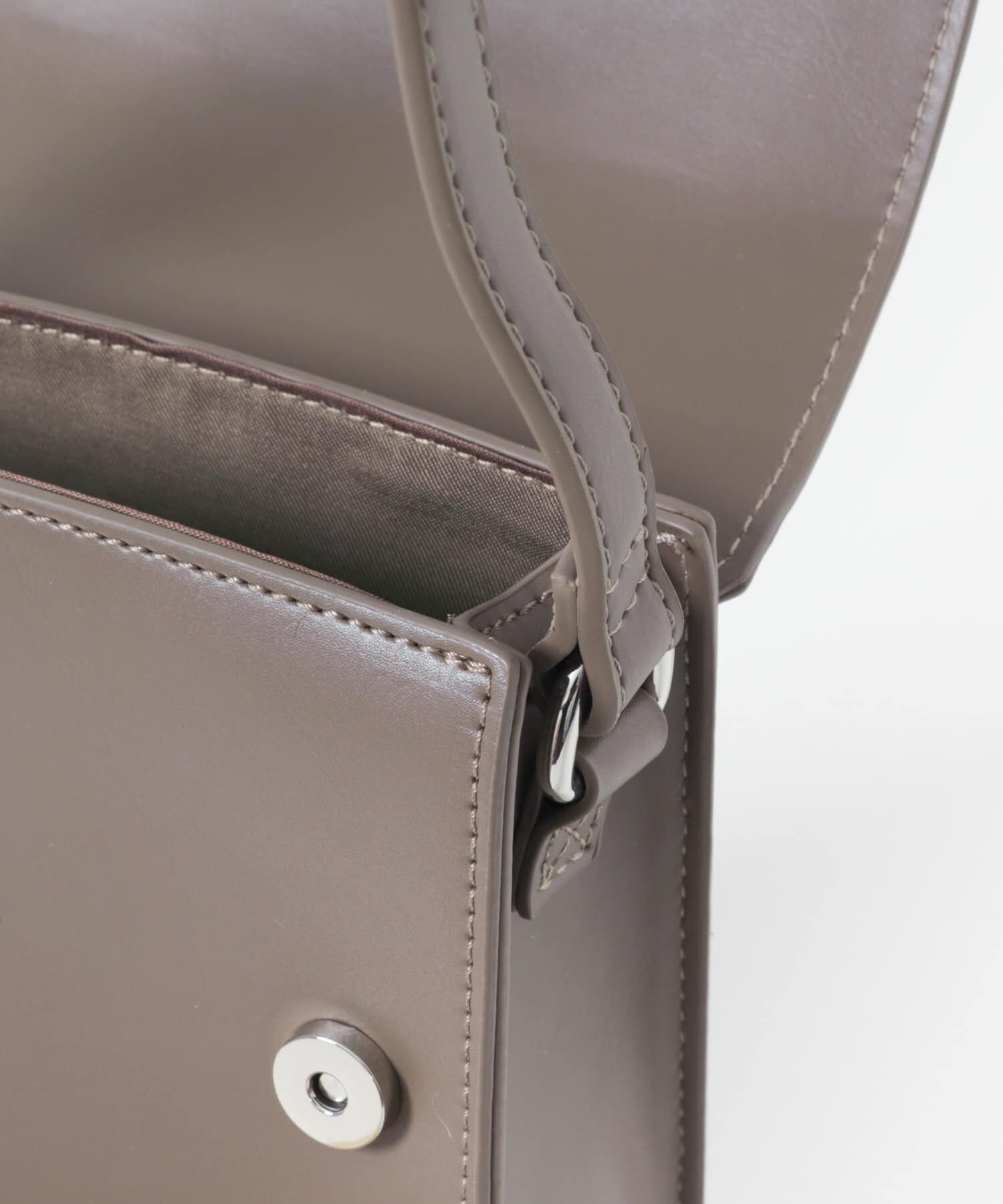 SENSE OF PLACE by URBAN RESEARCH「スクエアフラップミニショルダー」|ショルダー・メッセンジャー|