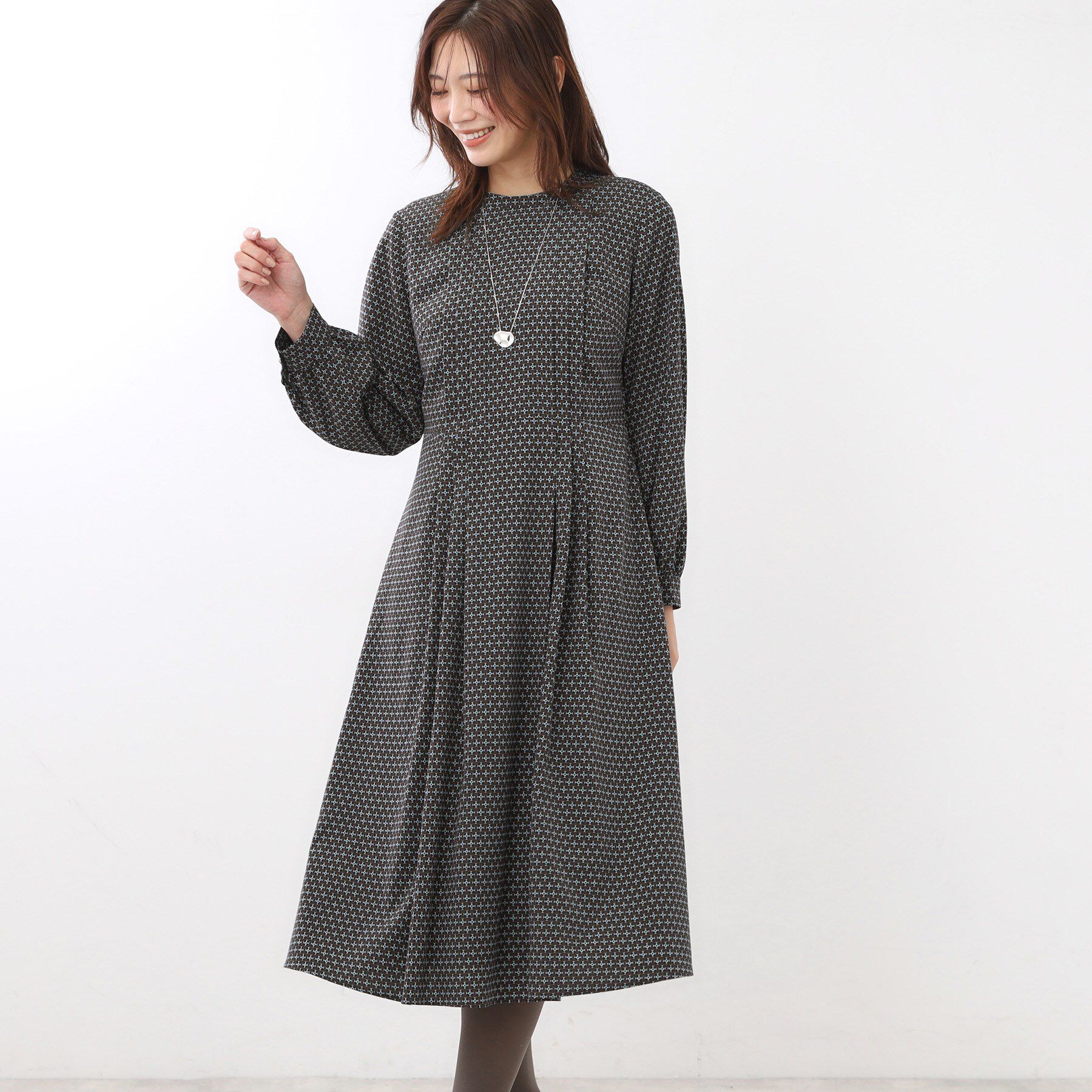 Reflect「【通勤にもお出かけにも◎】ジオメプリントクラシカルワンピース」|ワンピース|