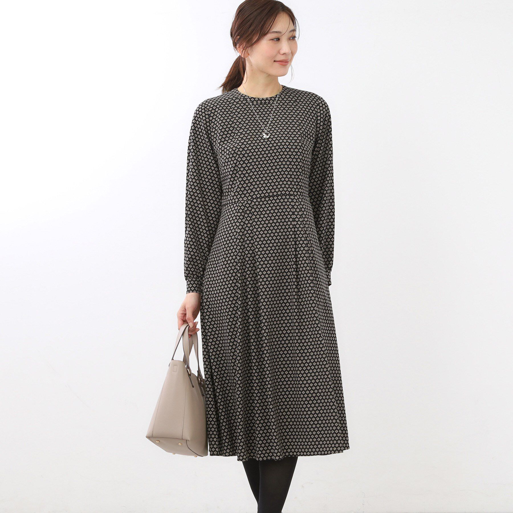 Reflect「【通勤にもお出かけにも◎】ジオメプリントクラシカルワンピース」|ワンピース|
