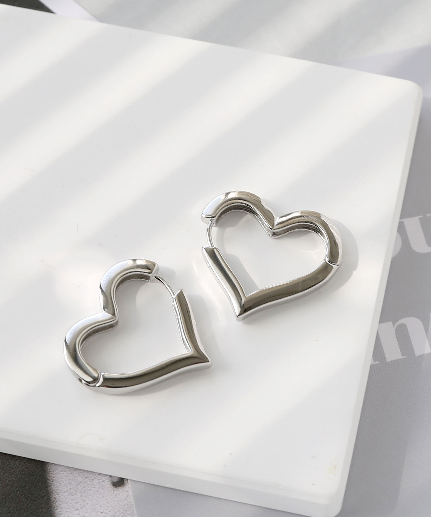 colleca la「星とハートのワンタッチピアス［large］」|ピアス|ハート・シルバー