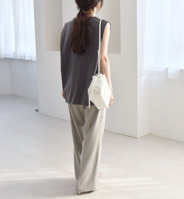 quaranciel「quaranciel:〈接触冷感/汗染み防止加工/洗濯機可能〉Vネック ノースリーブ プルオーバー」|Tシャツ・カットソー|