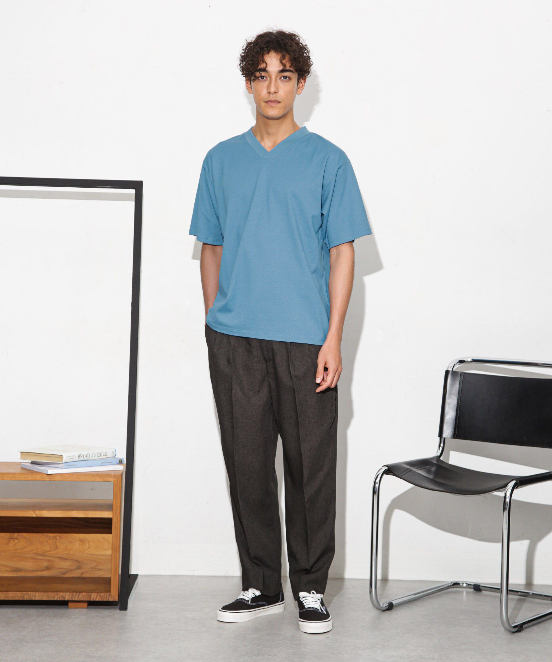 nano･universe「Anti Soaked 汗染み防止 VカラーネックTシャツ」|Tシャツ・カットソー|