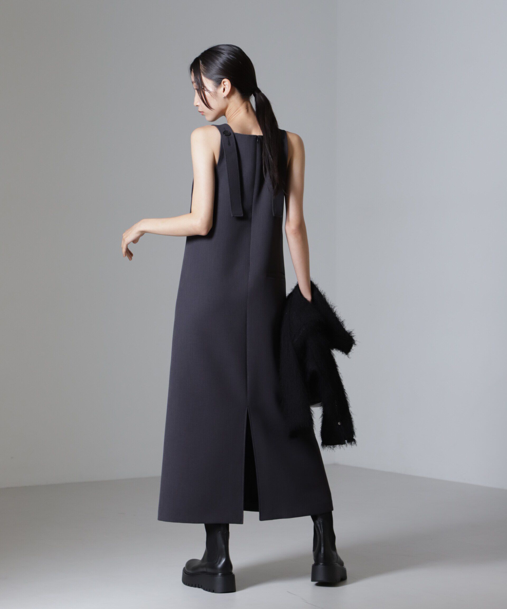 nano･universe「Reflax(R)ダブルクロスサイドオープンワンピース」|ワンピース|