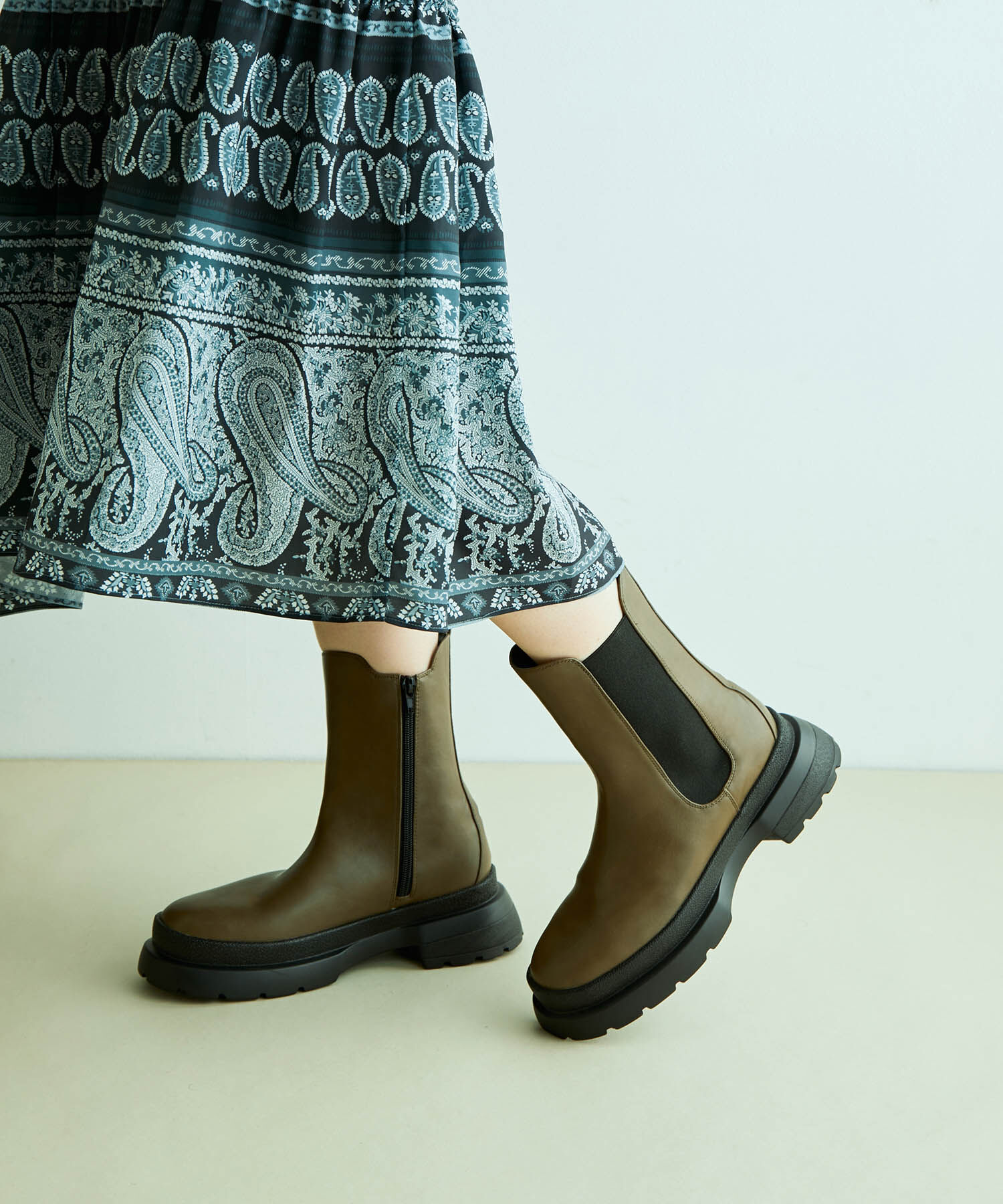 Juze「【新色追加】【軽量】やわらかな履き心地。トラックソールサイドゴアブーツ」|その他|