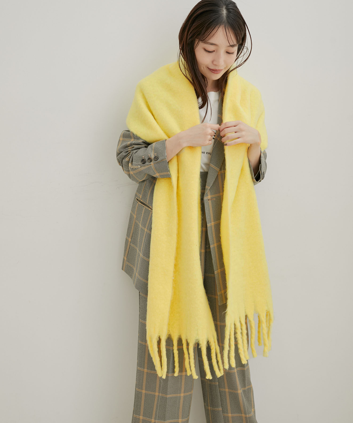 VIS「リサイクルポリふわふわ太フリンジマフラー」|マフラー|