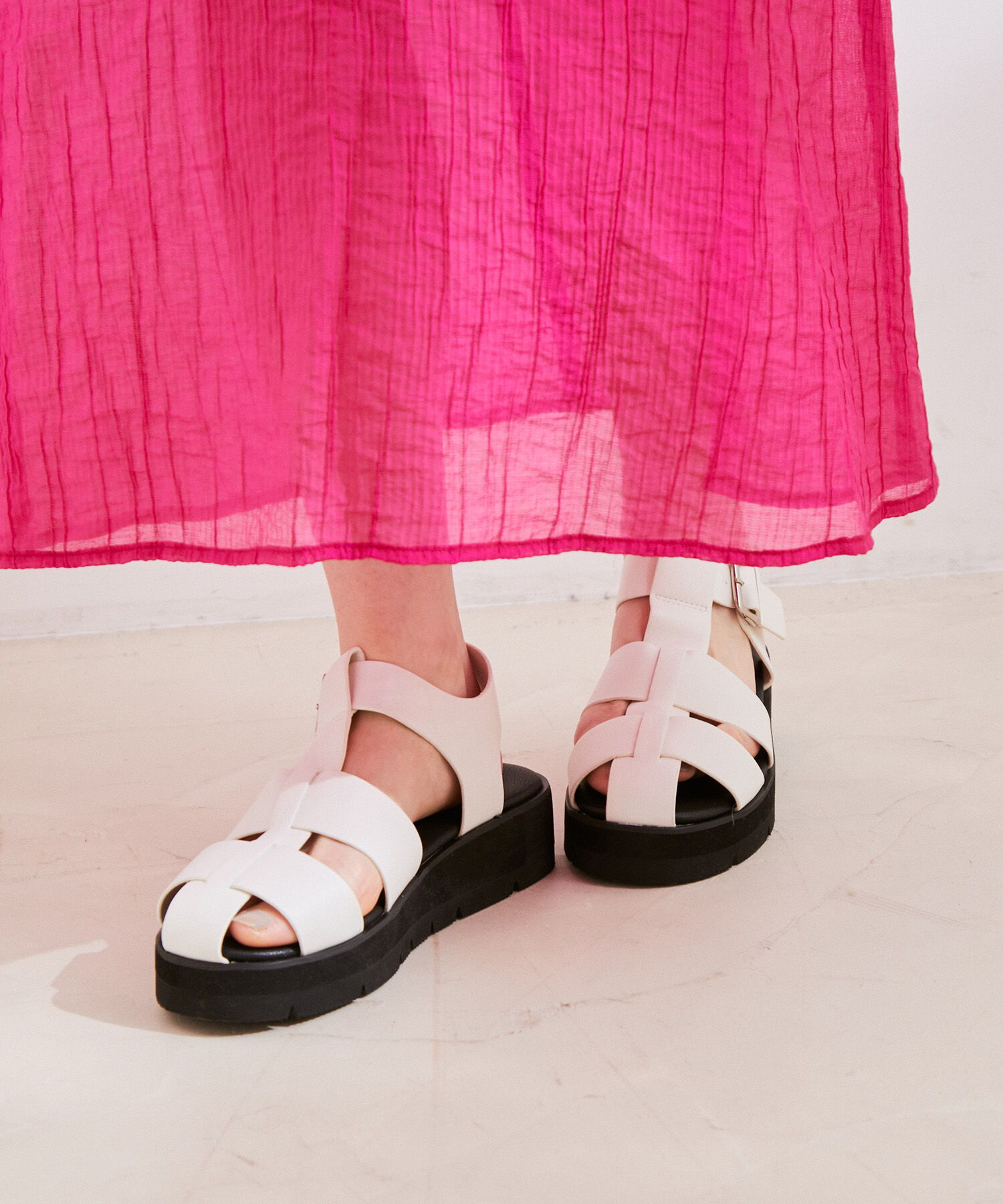 Juze「【軽量】ボリュームソールソフトグルカサンダル」|サンダル|