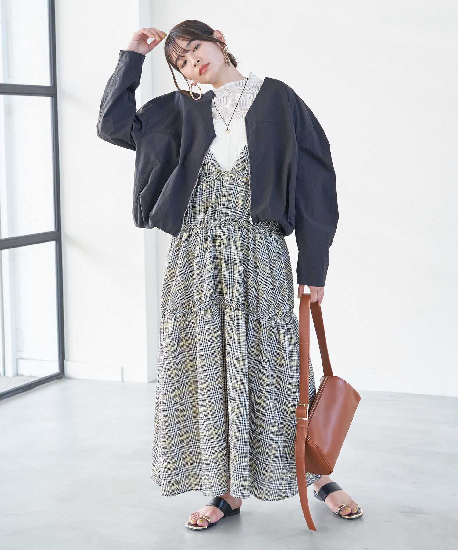 VIS「Vネックボリュームギャザーブルゾン【UVケア・撥水】」|ブルゾン・スタジャン|