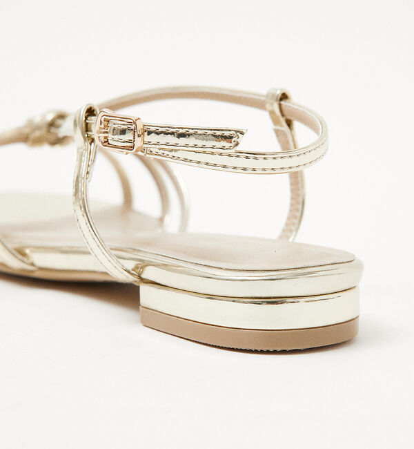 AU BANNISTER「【LAROUTE】メタリックストラップサンダル」|サンダル|