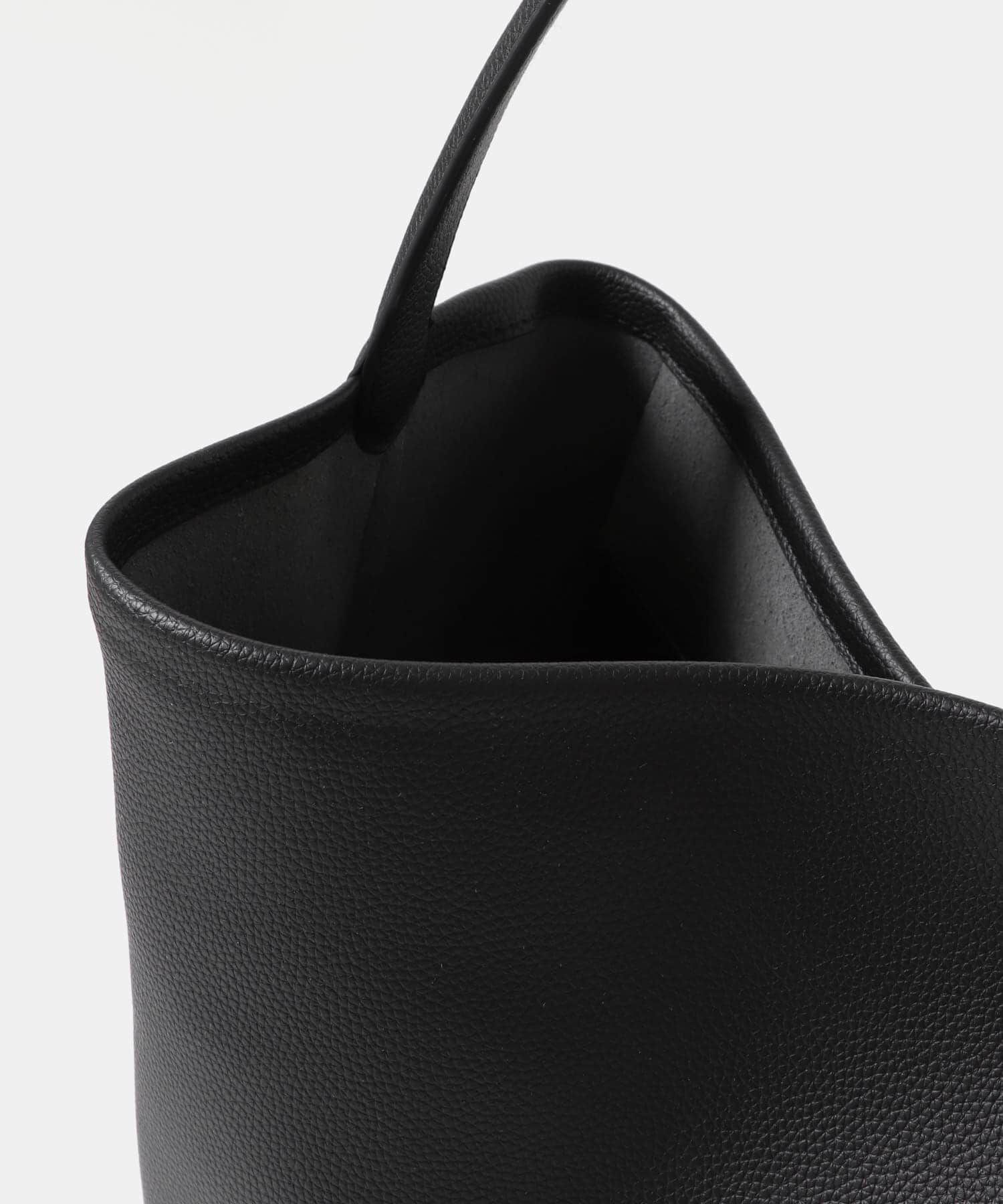 RODE SKO「タッセル付シンプルワンハンドルトート」|トートバッグ|