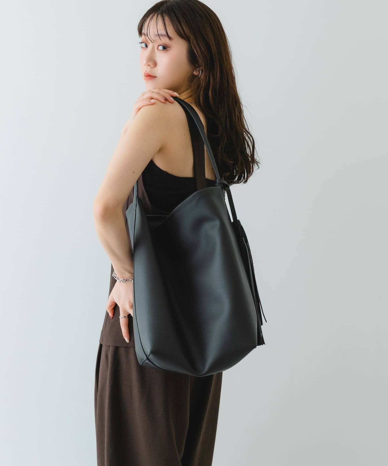 RODE SKO「タッセル付シンプルワンハンドルトート」|トートバッグ|